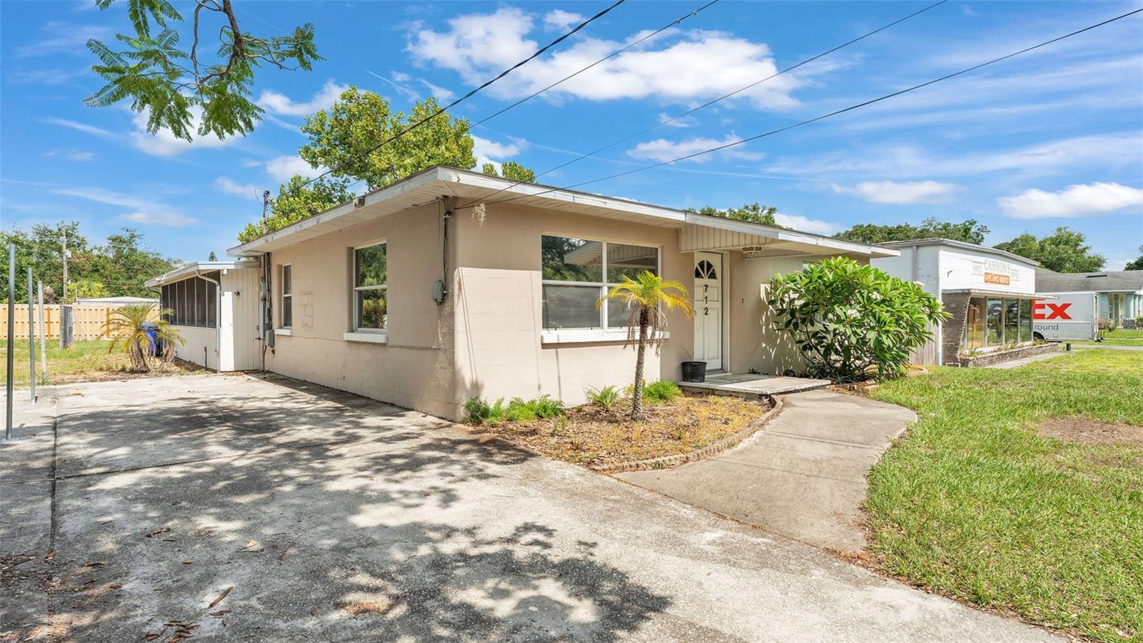 712 N GARY RD, LAKELAND, FL, 33801