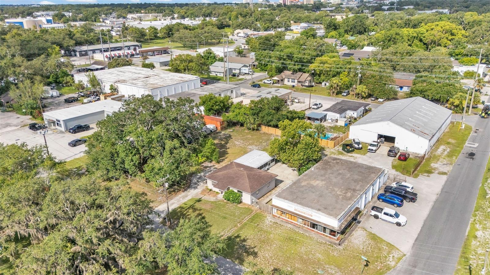 712 N GARY RD, LAKELAND, FL, 33801