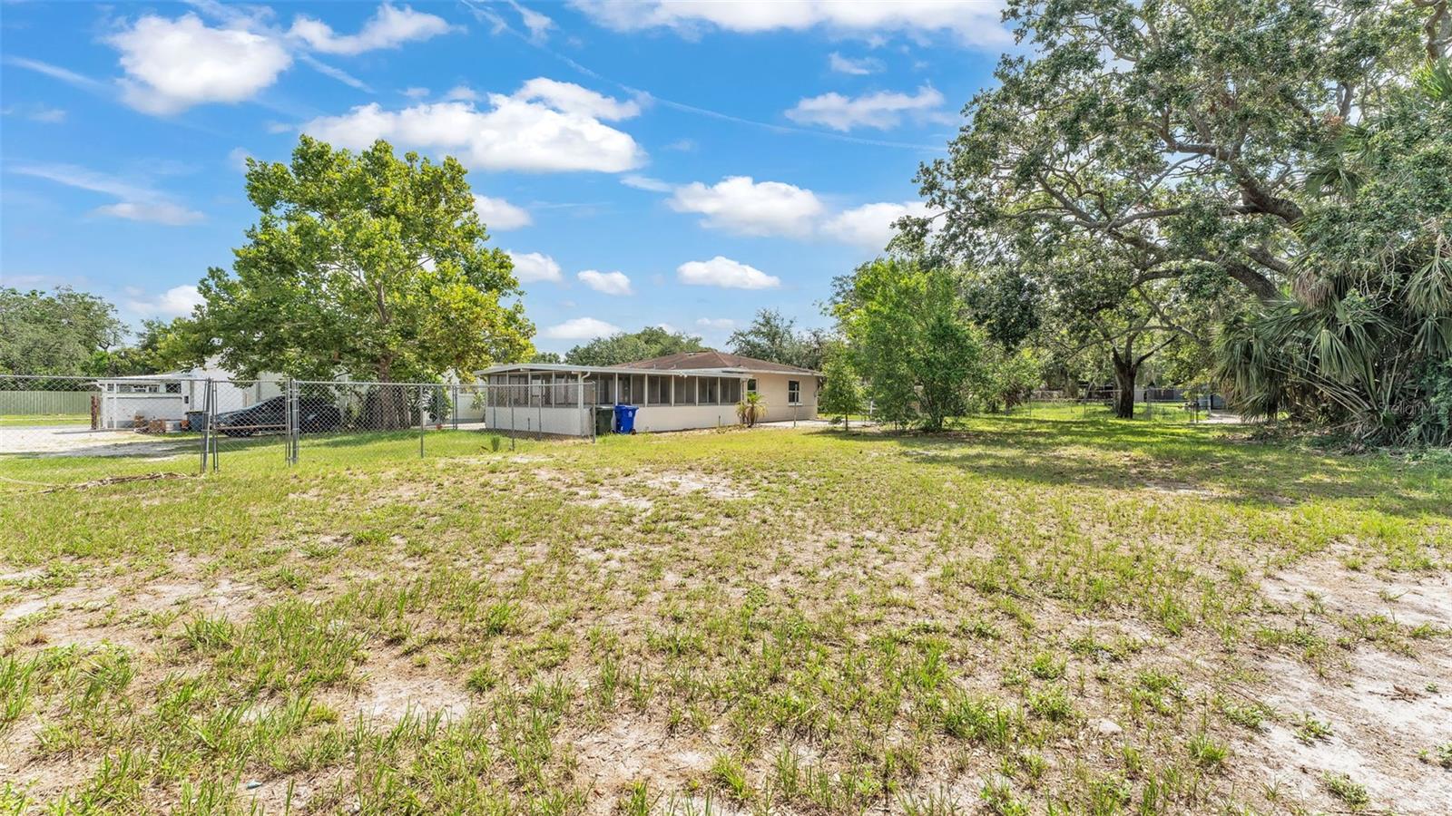 712 N GARY RD, LAKELAND, FL, 33801