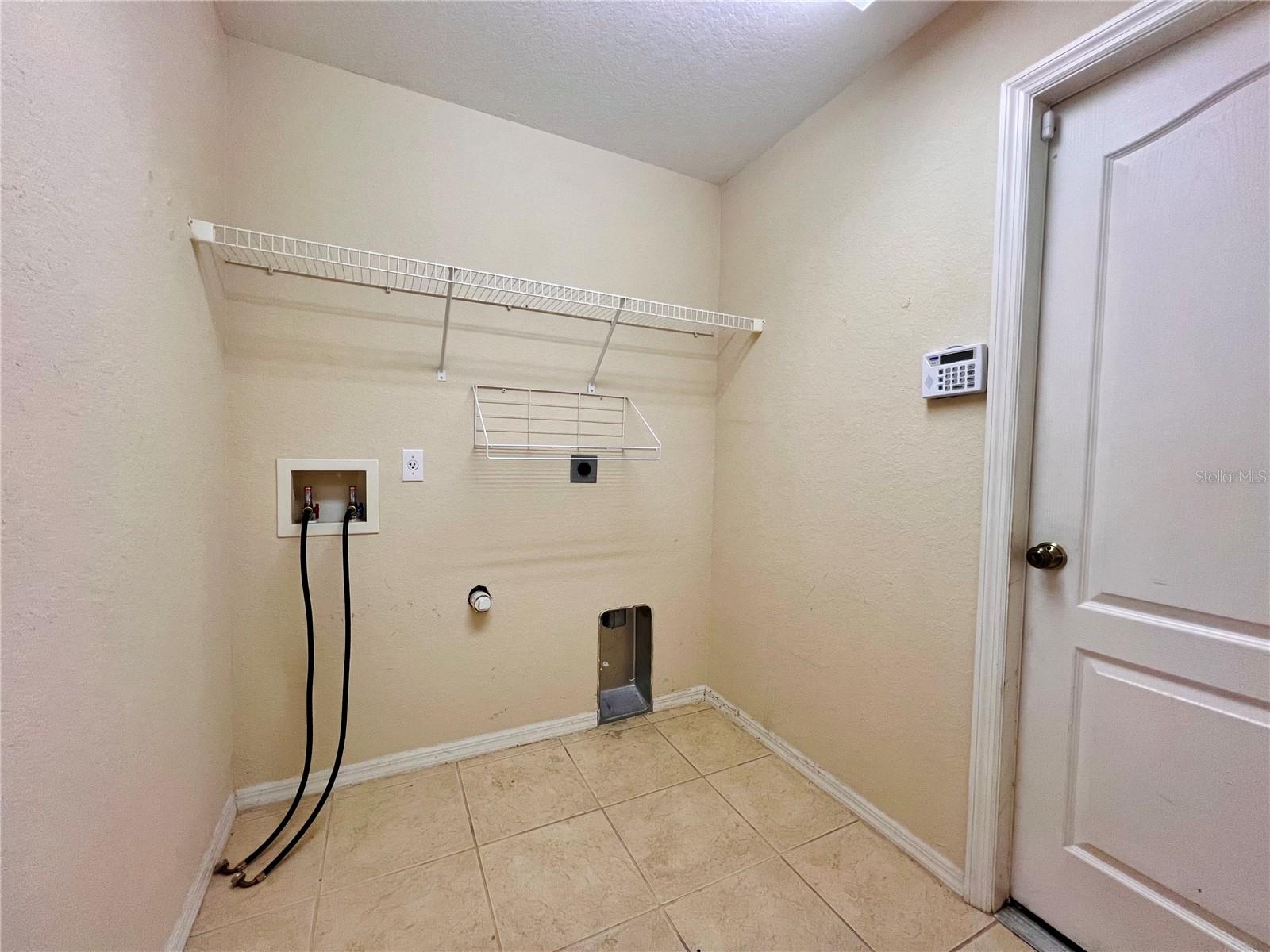 35 WHITE MARSH LN, ROTONDA WEST, FL, 33947