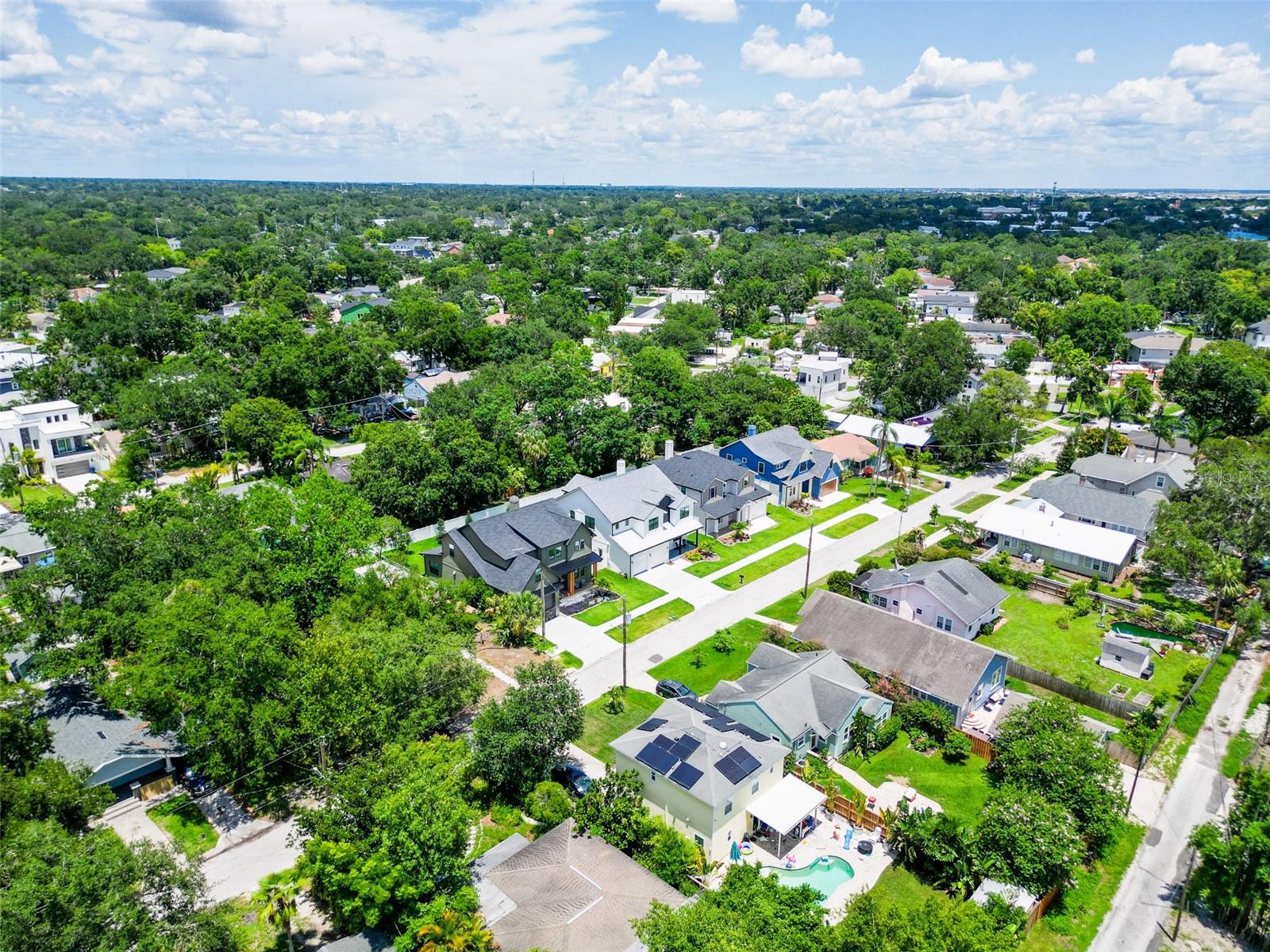 1015 W CHARTER ST, TAMPA, FL, 33602