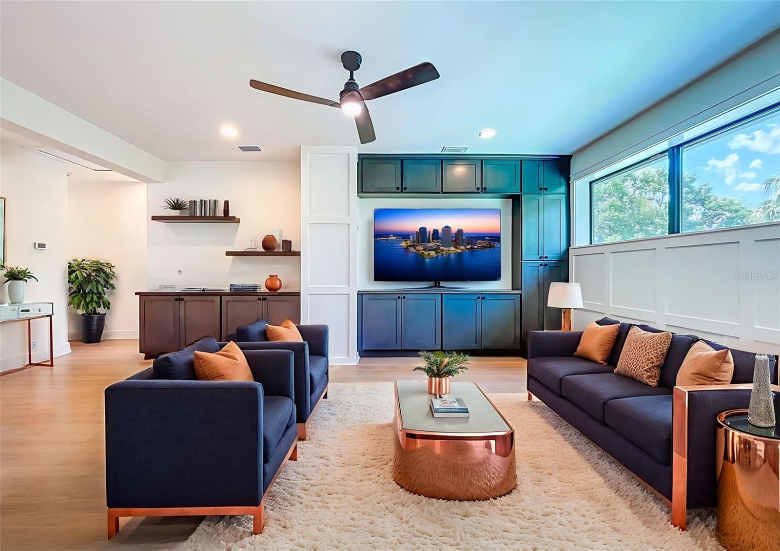 1015 W CHARTER ST, TAMPA, FL, 33602