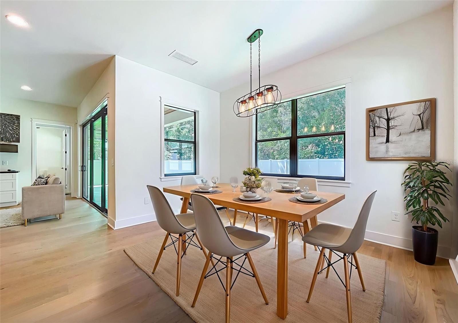 1015 W CHARTER ST, TAMPA, FL, 33602