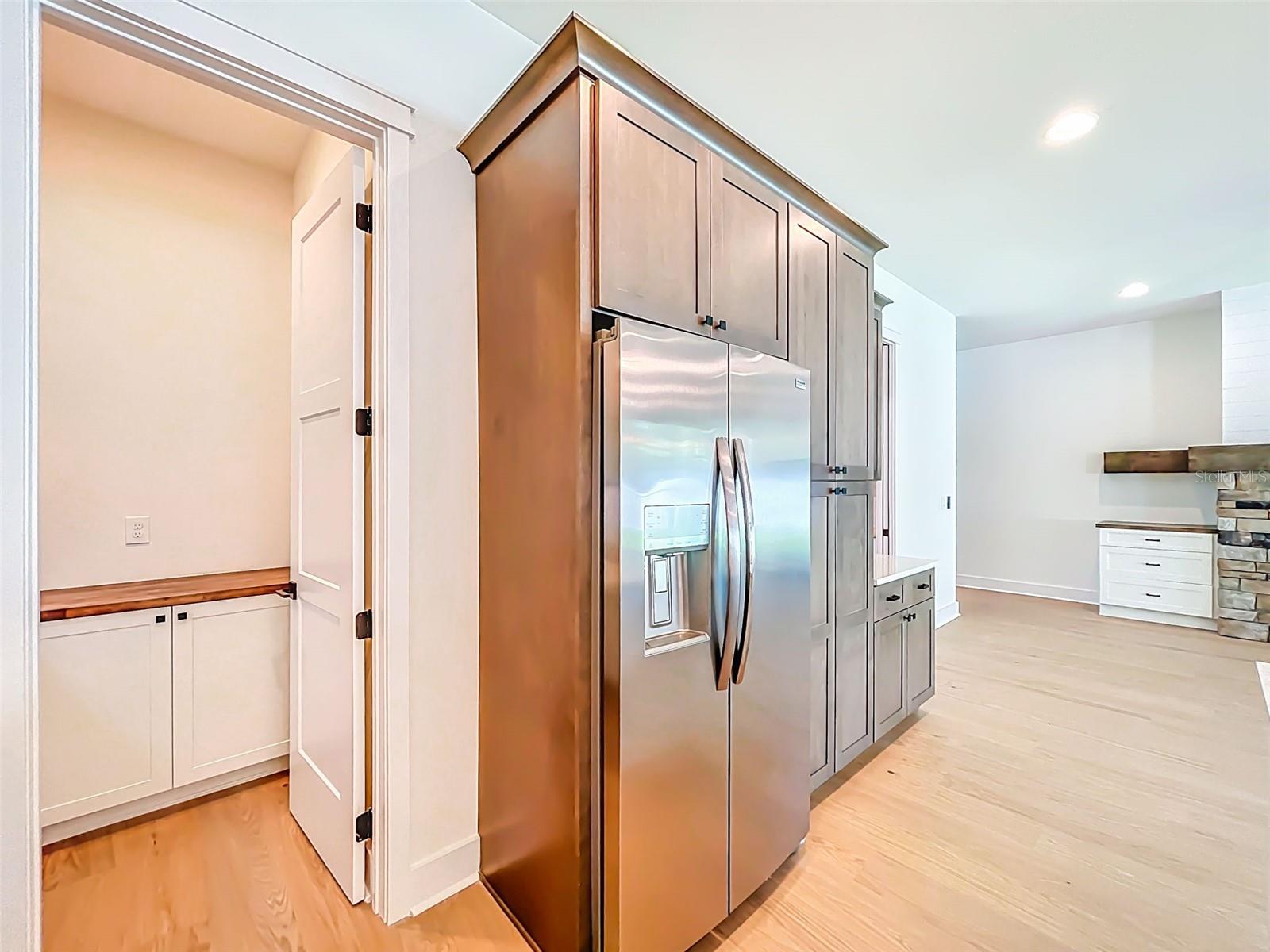 1015 W CHARTER ST, TAMPA, FL, 33602