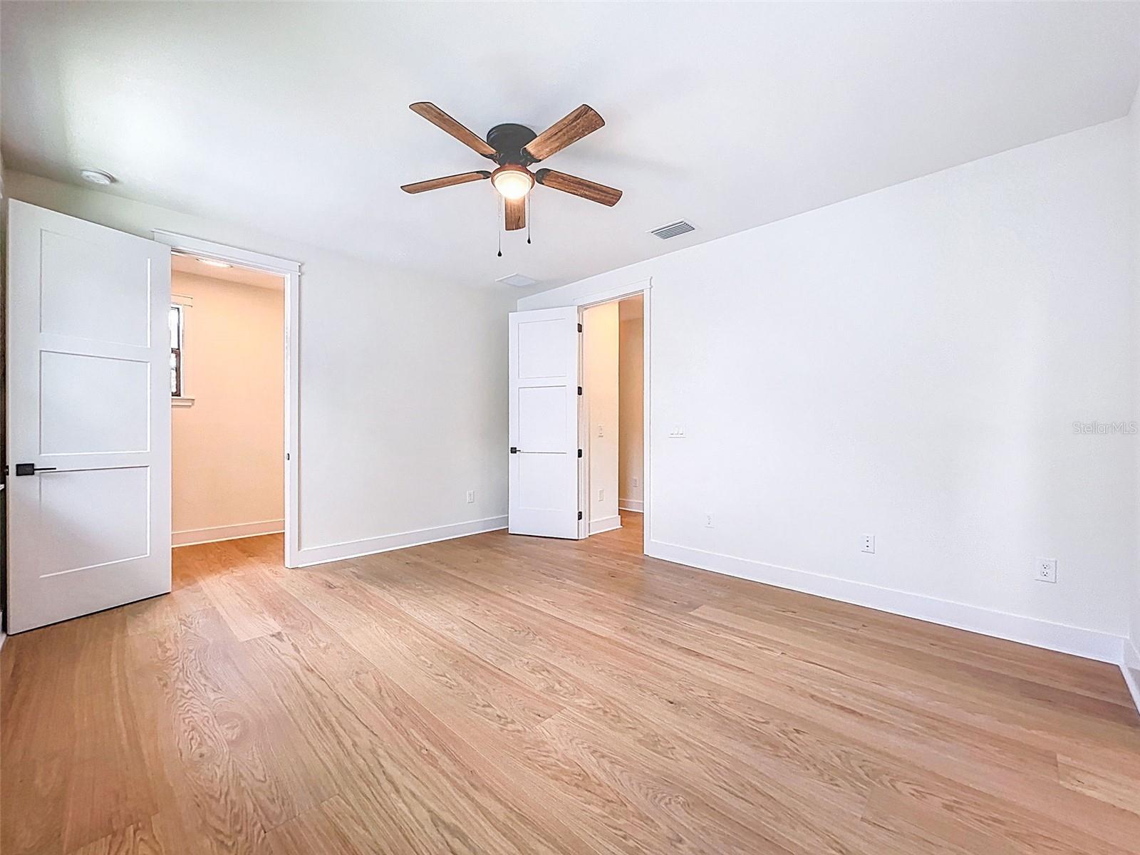 1015 W CHARTER ST, TAMPA, FL, 33602