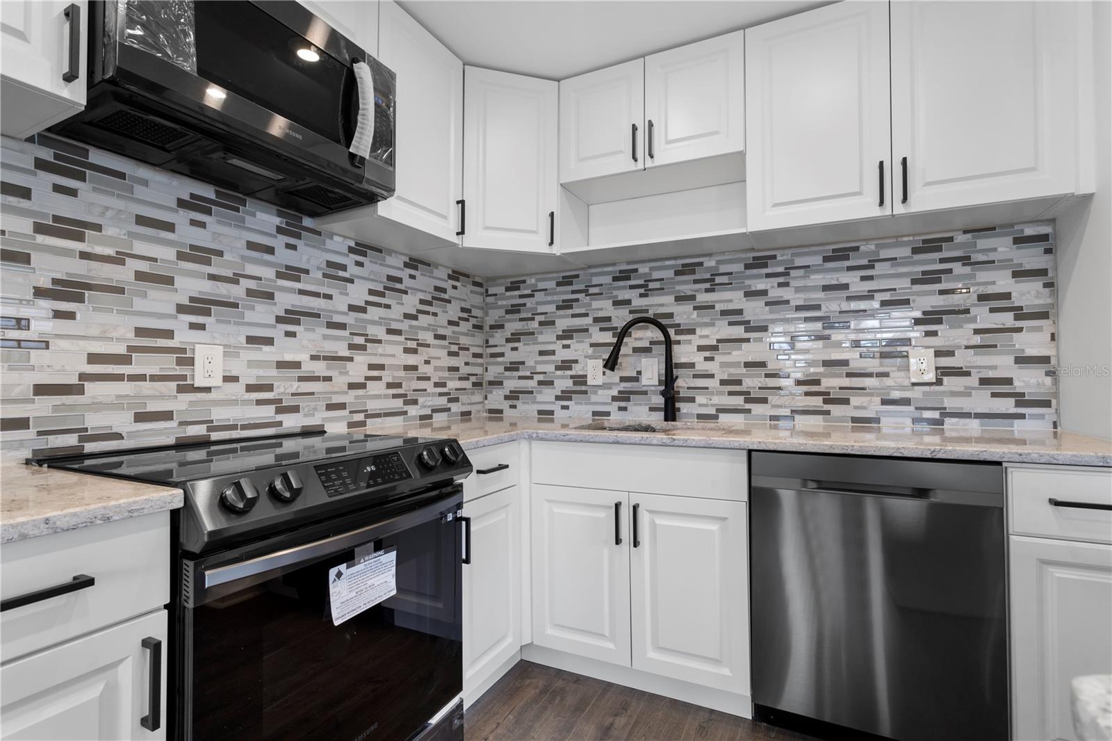 TB8401490 Property Photo