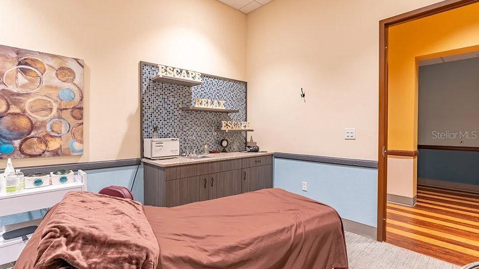 TB8401490 Property Photo