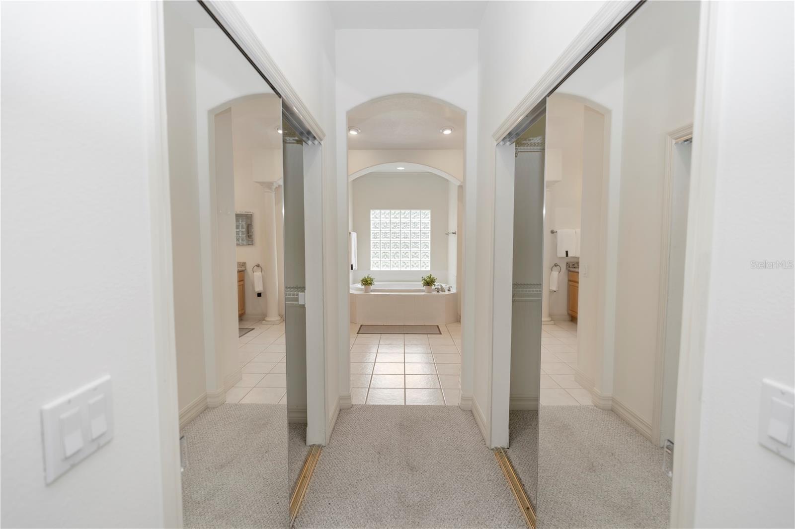 1908 S FARM RD, DELAND, FL, 32720