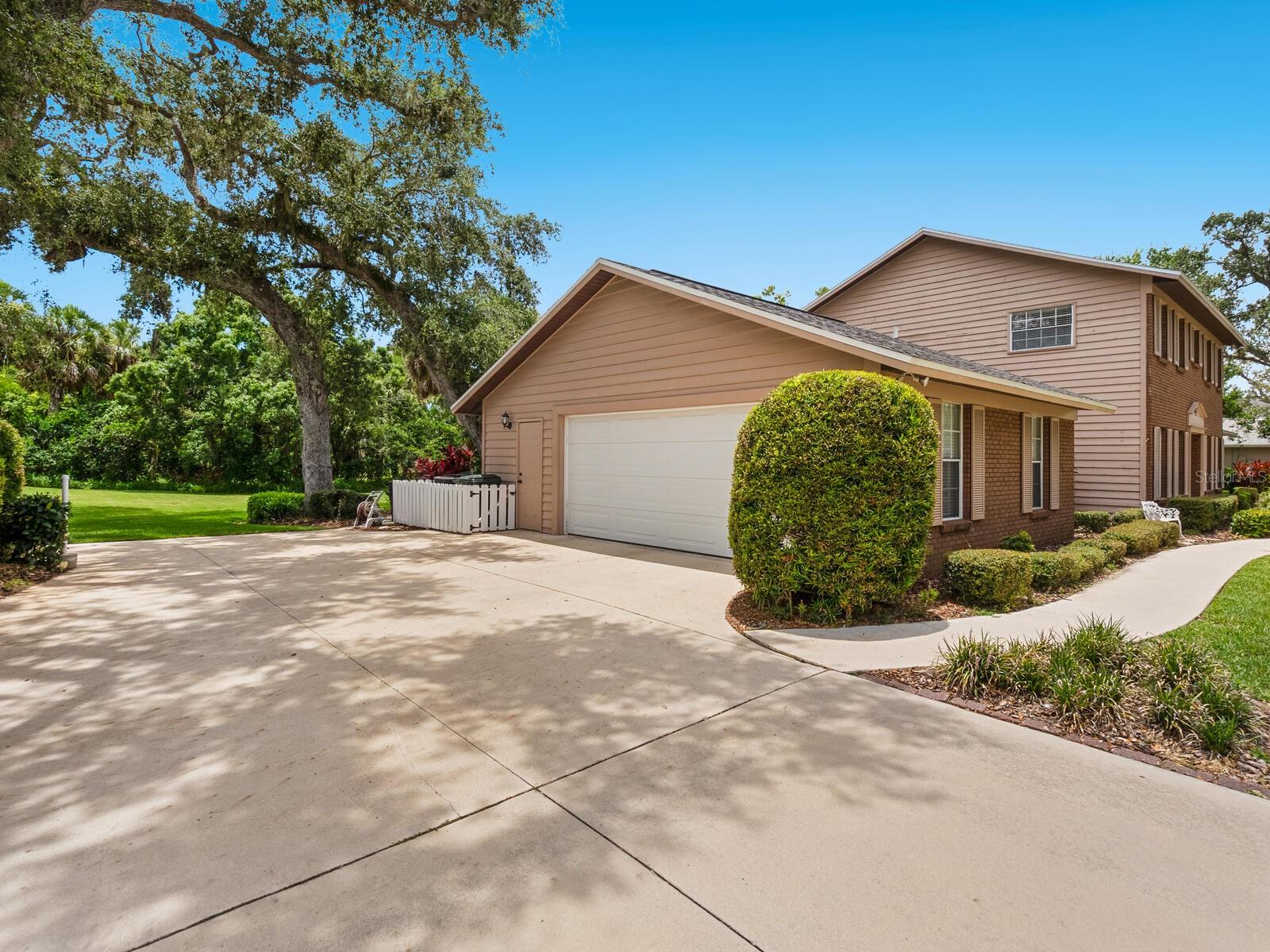 A4657249 Property Photo