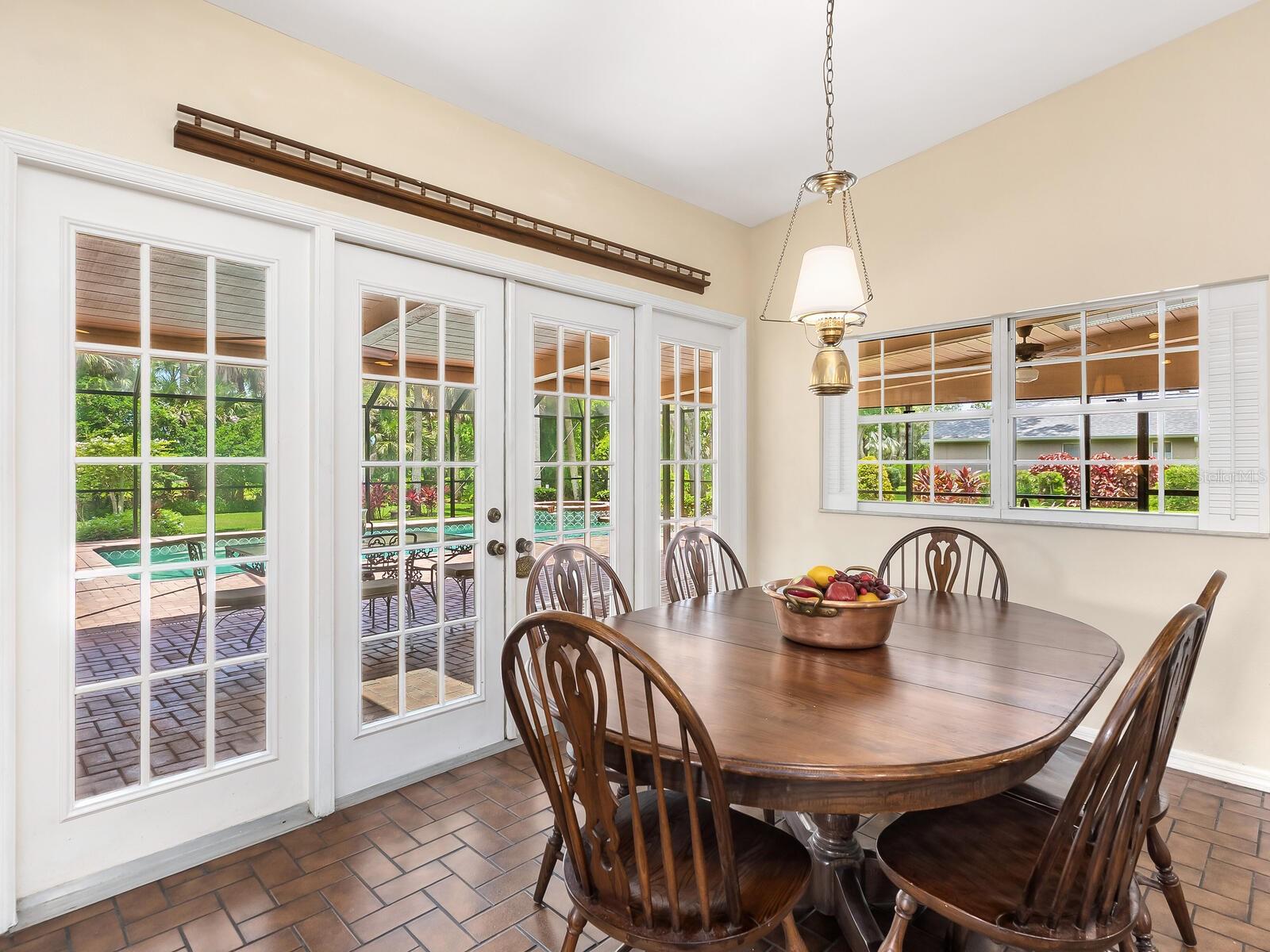 A4657249 Property Photo
