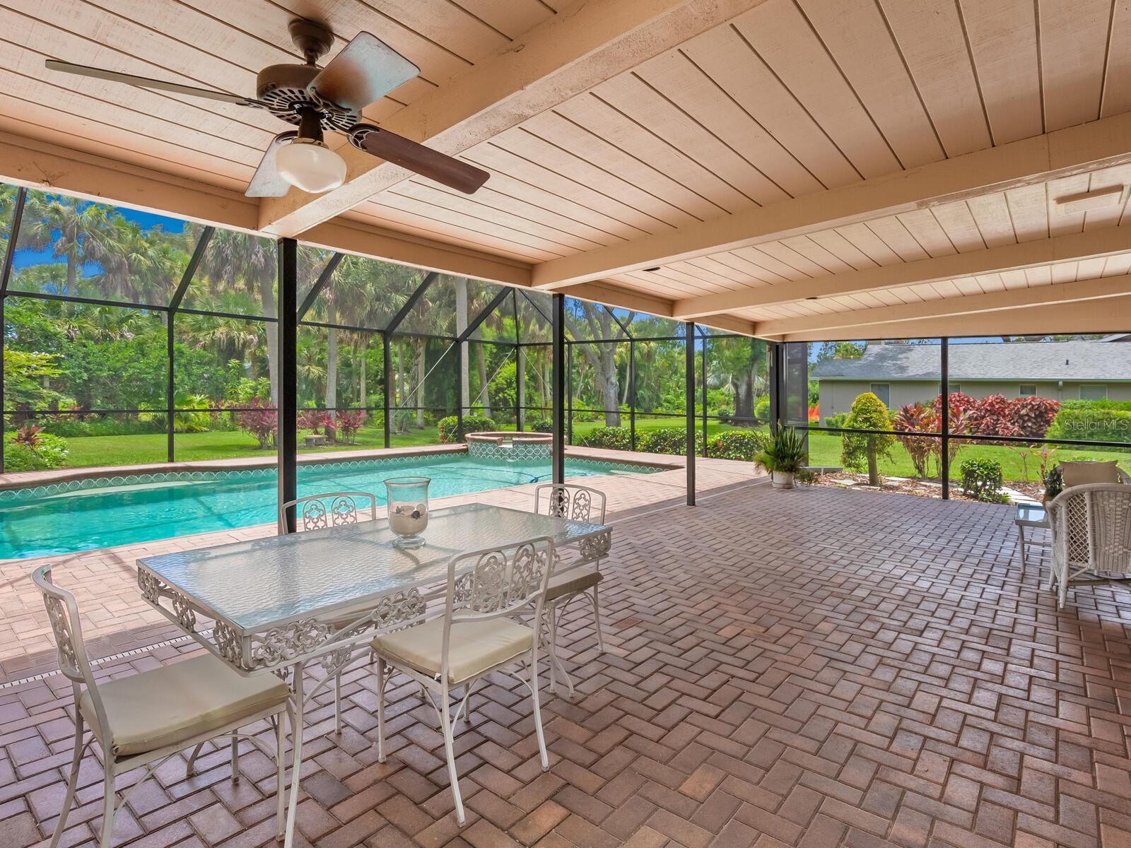 A4657249 Property Photo