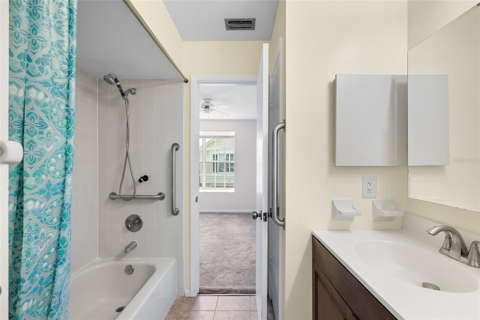 13845 FLETCHERS MILL DR, TAMPA, FL, 33613