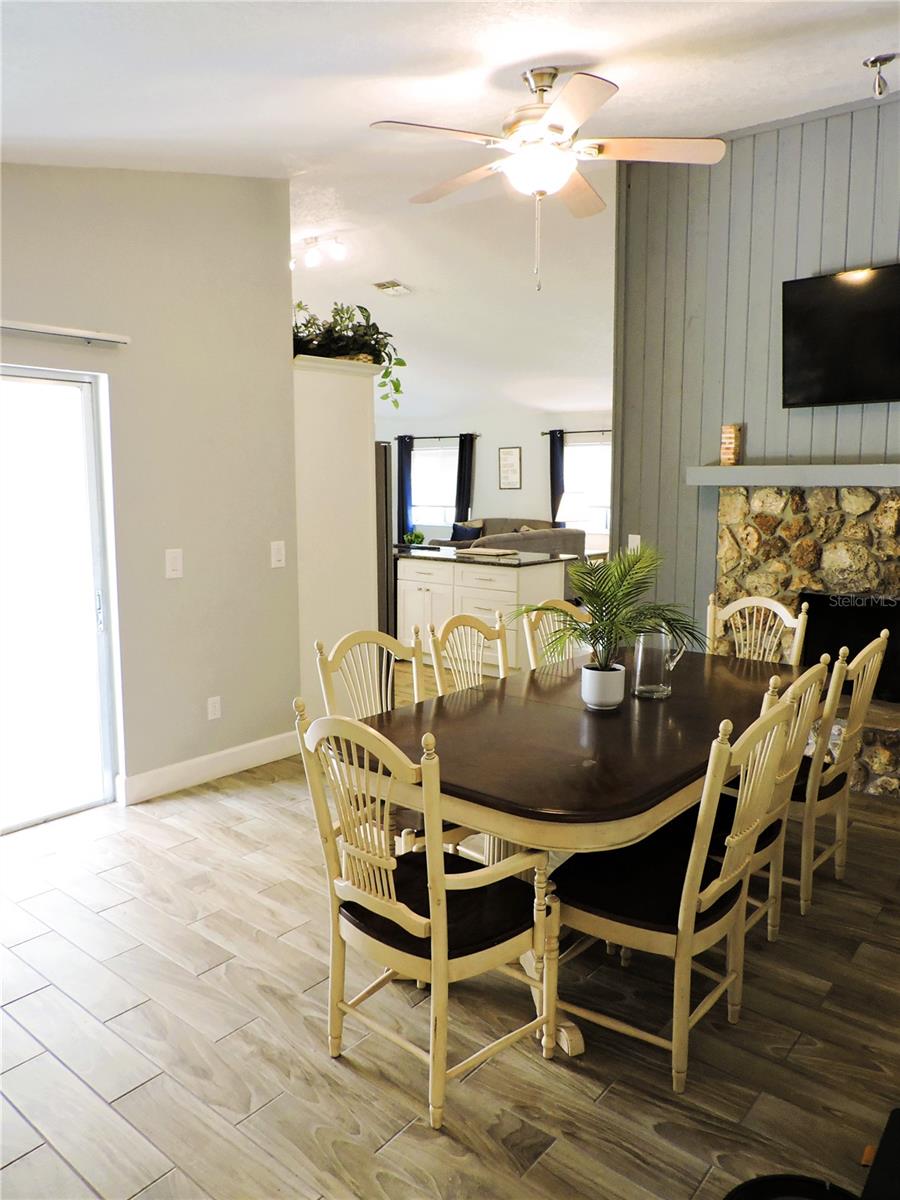 1361 STERLING OAKS DR, CASSELBERRY, FL, 32707