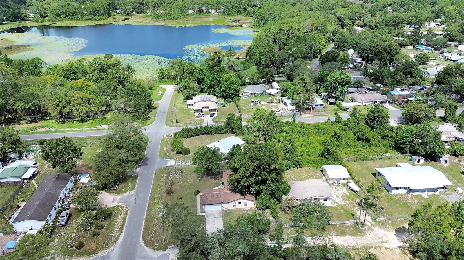 28045 POINSETTIA AVE, PAISLEY, FL, 32767