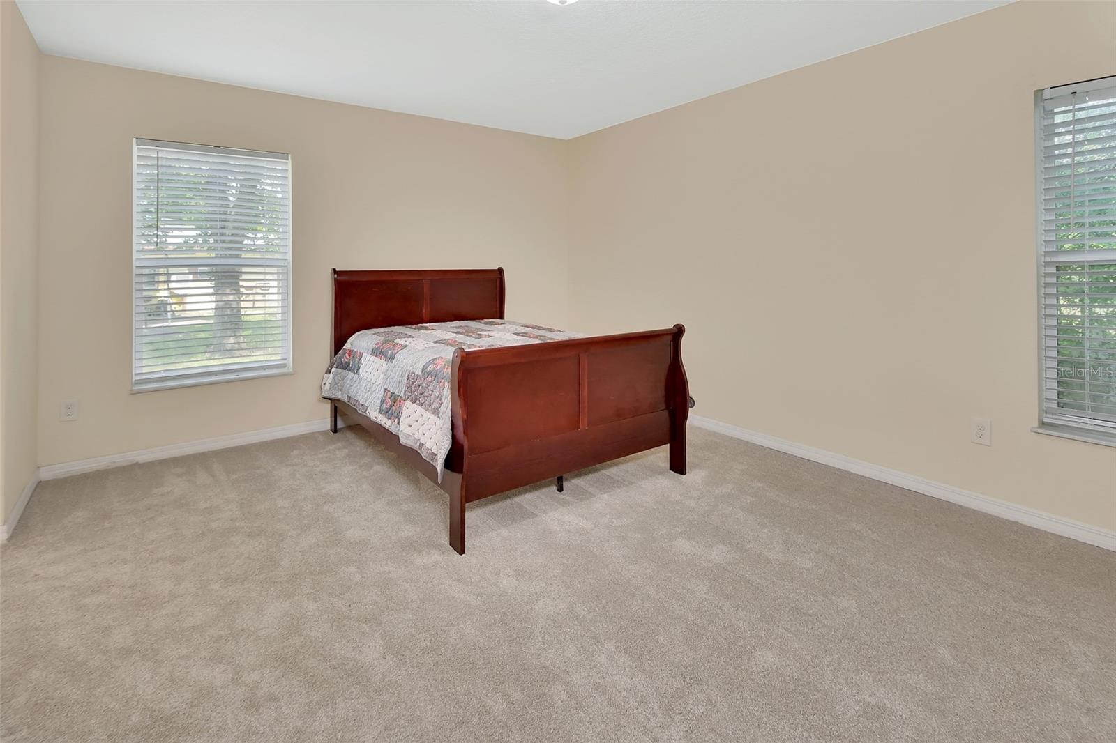 28045 POINSETTIA AVE, PAISLEY, FL, 32767