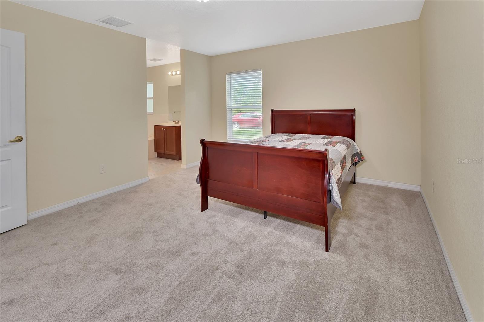 28045 POINSETTIA AVE, PAISLEY, FL, 32767