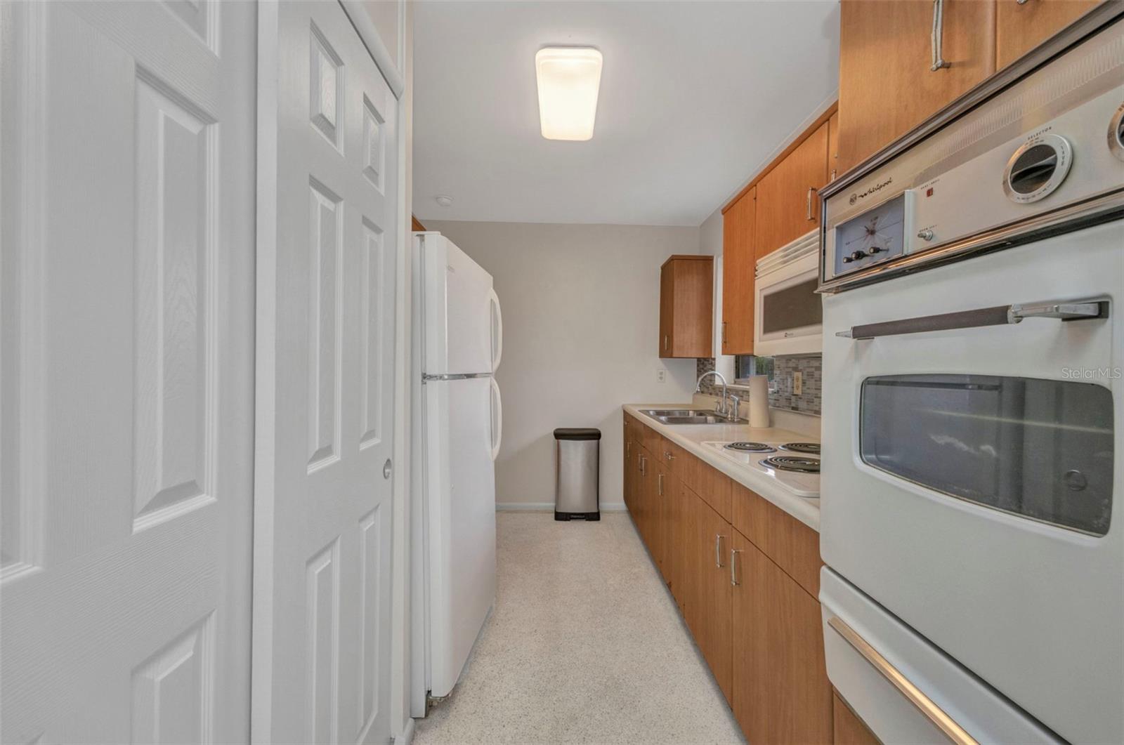 2153 HARIET ST, PORT CHARLOTTE, FL, 33952