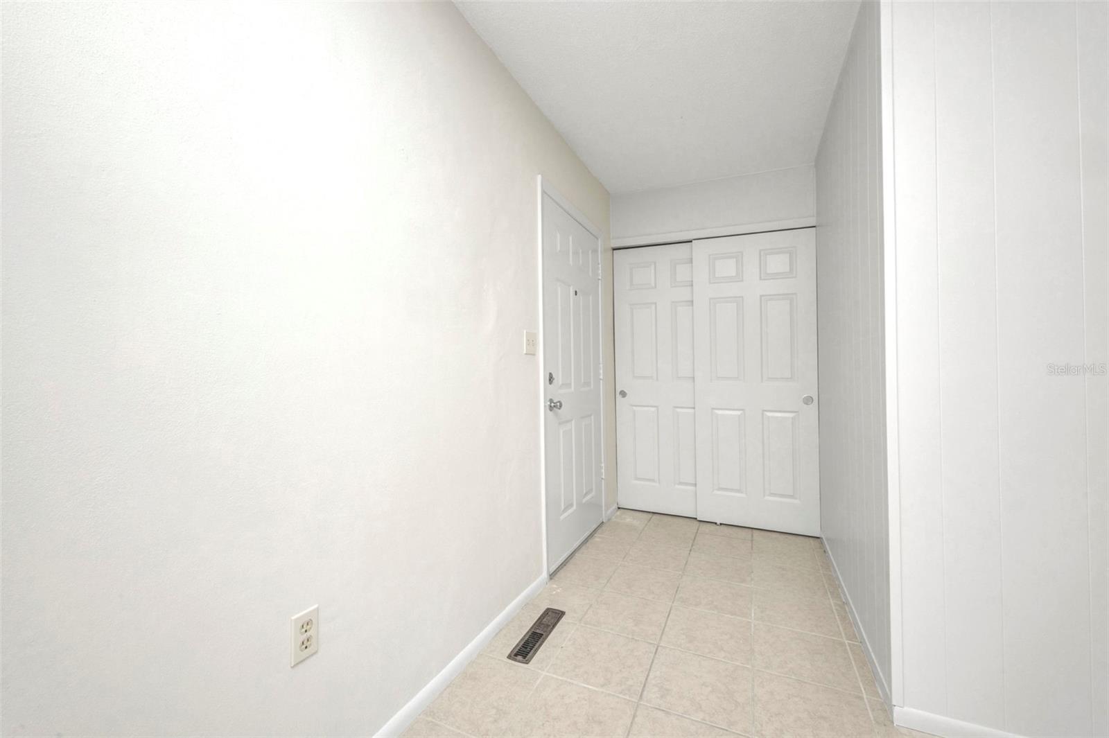 2153 HARIET ST, PORT CHARLOTTE, FL, 33952