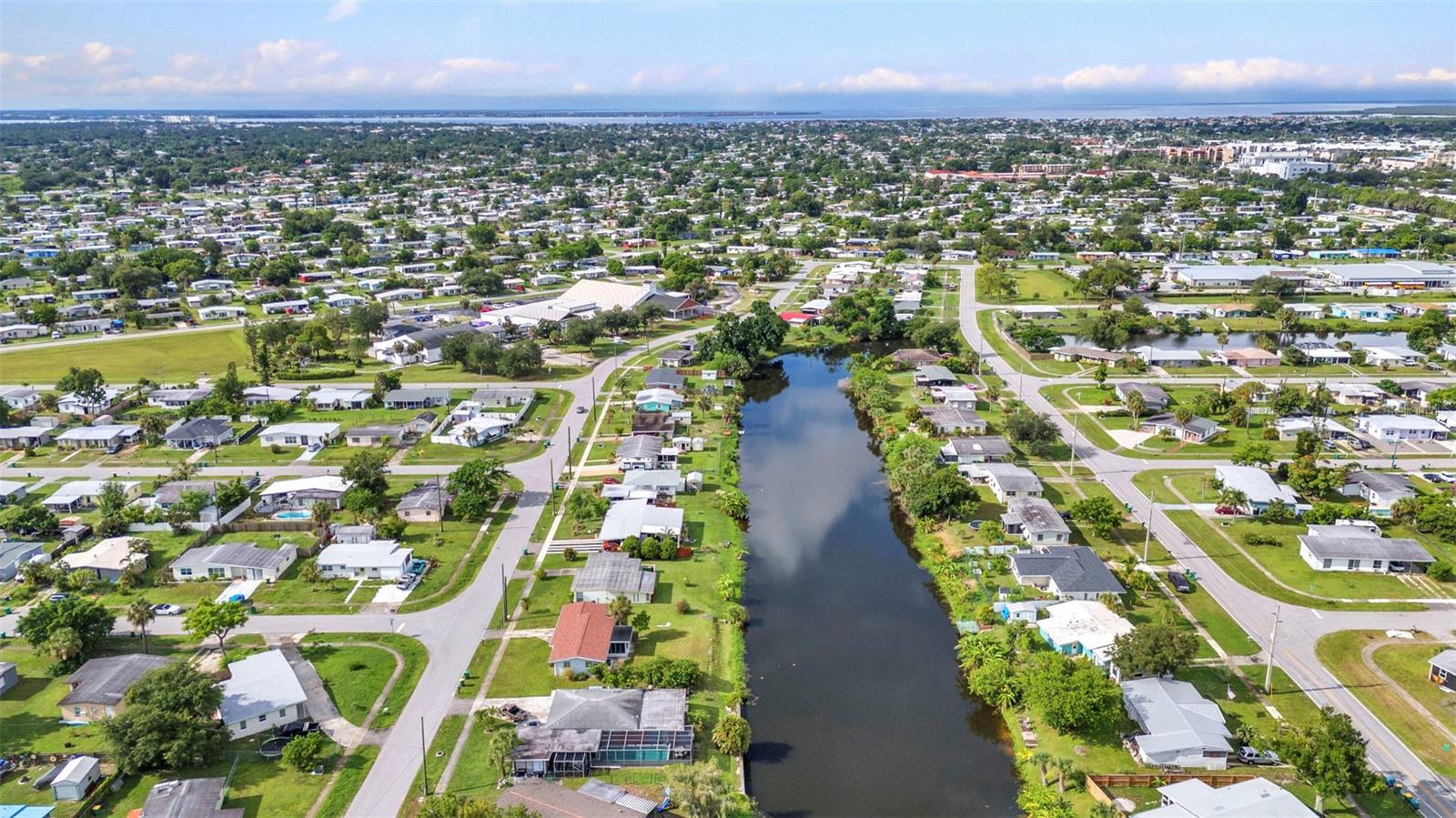 2153 HARIET ST, PORT CHARLOTTE, FL, 33952