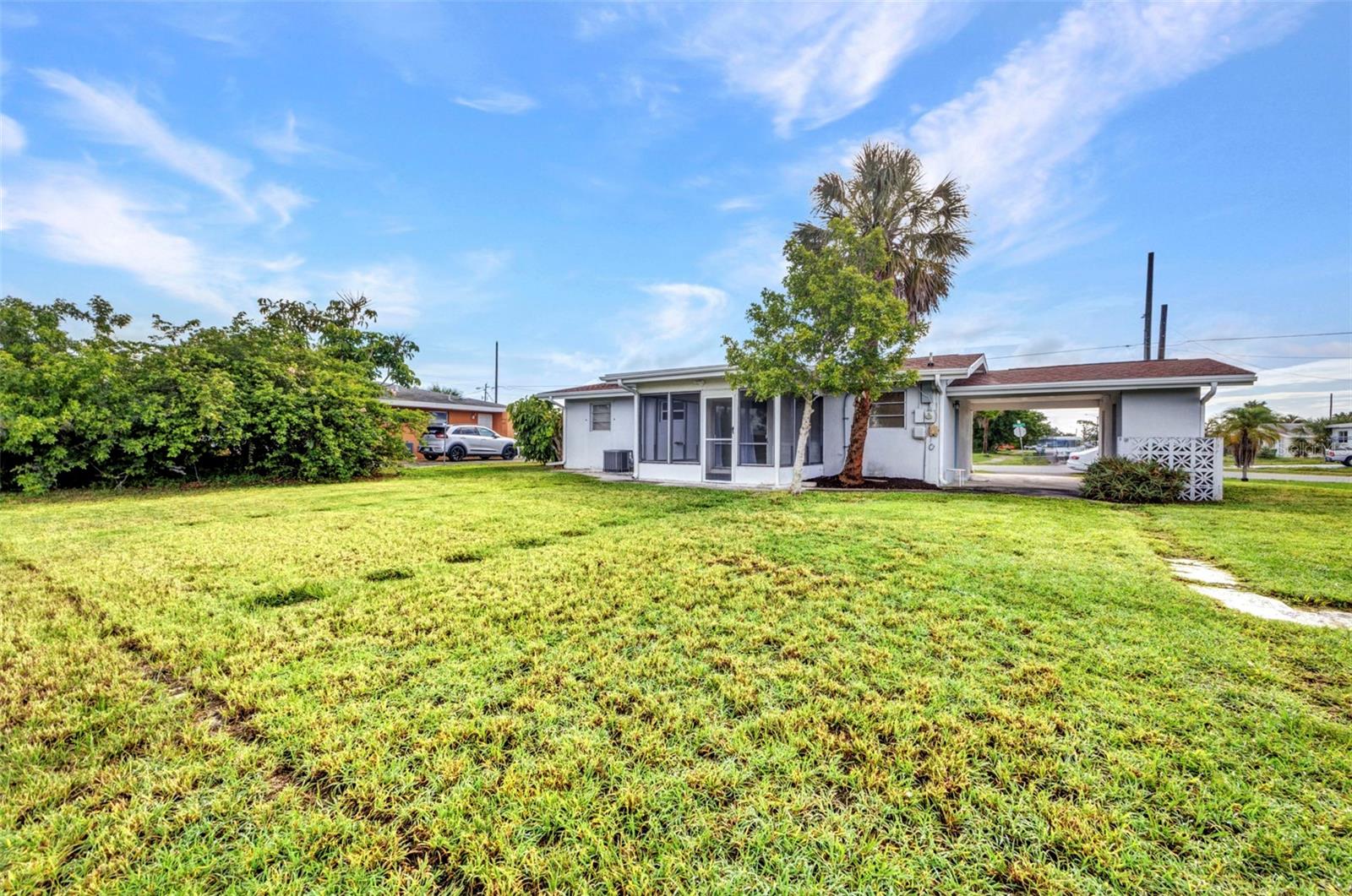 2153 HARIET ST, PORT CHARLOTTE, FL, 33952