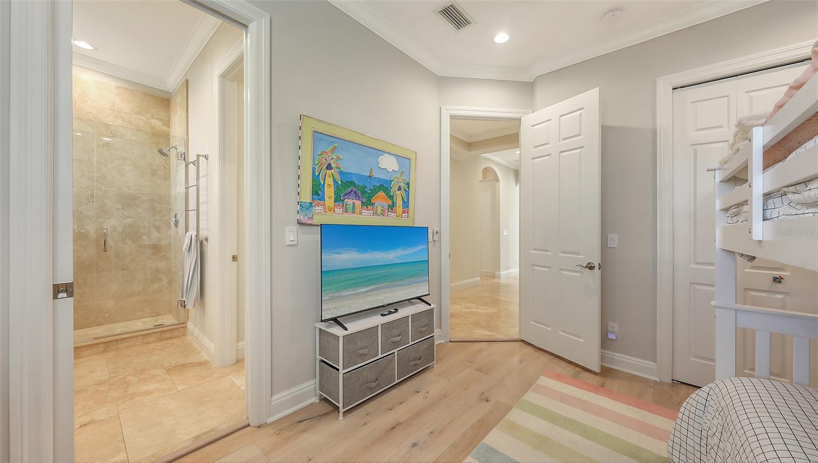 A4657277 Property Photo