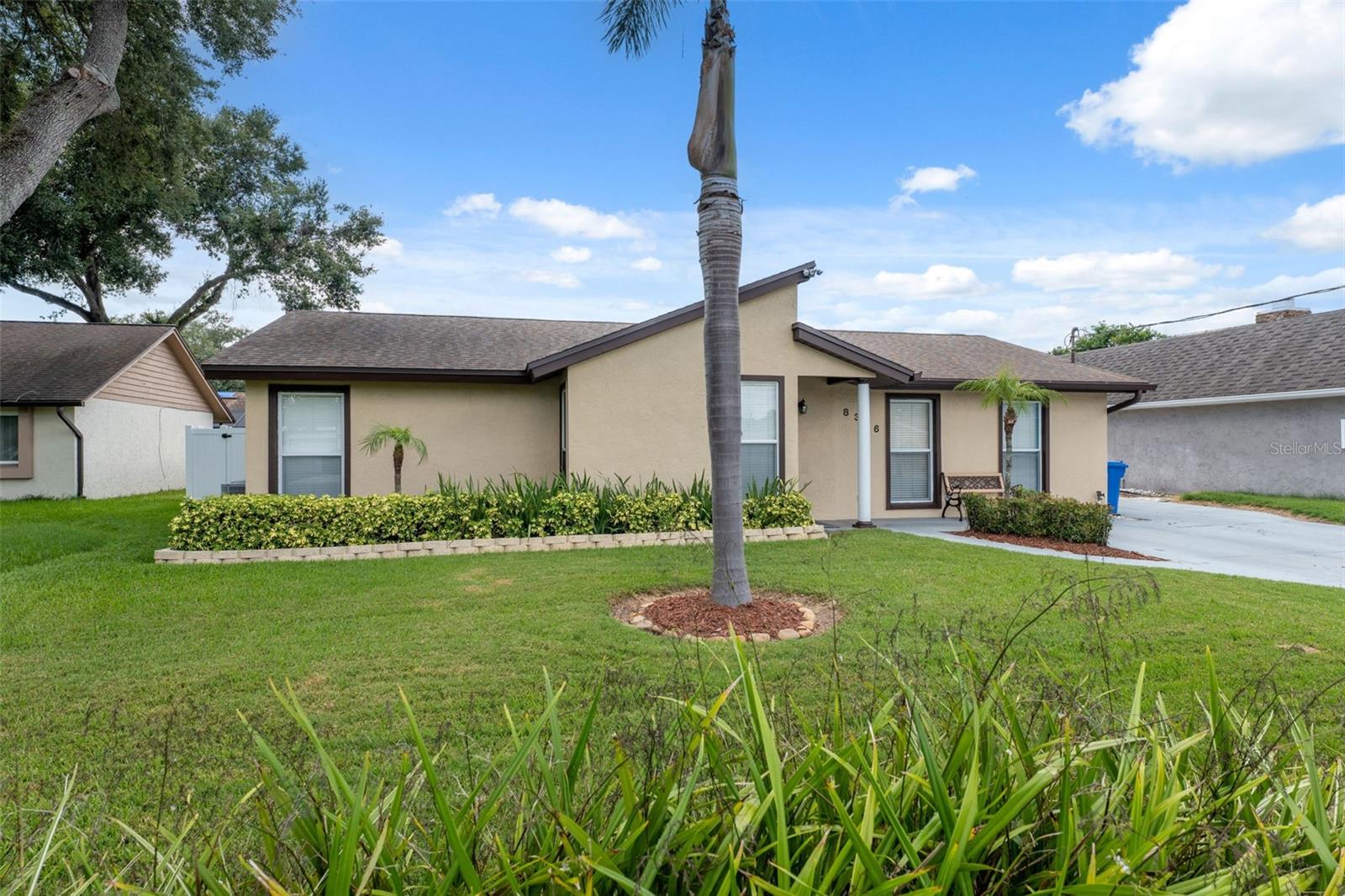 8306 N GOMEZ AVE, TAMPA, FL, 33614