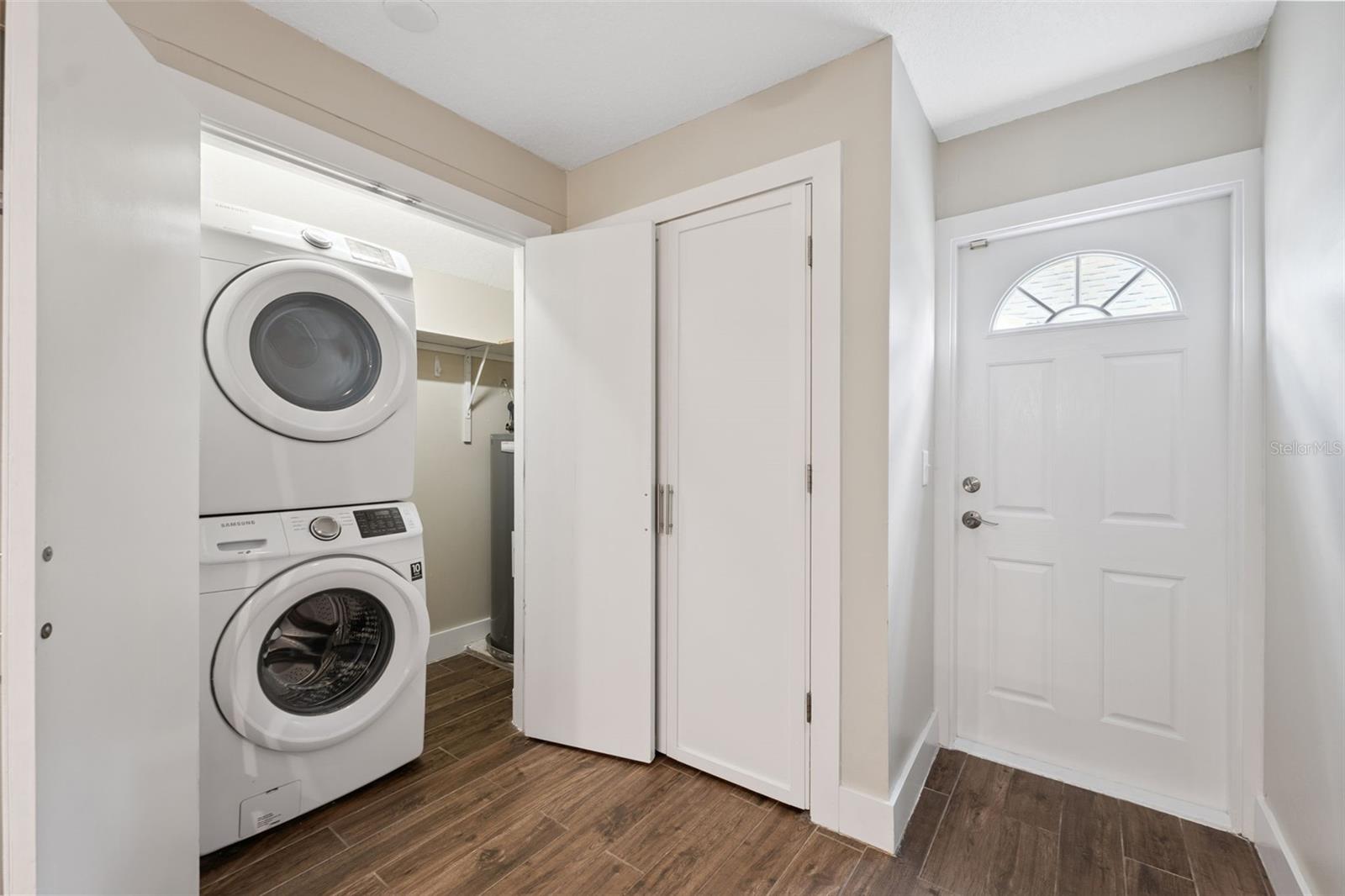 8306 N GOMEZ AVE, TAMPA, FL, 33614