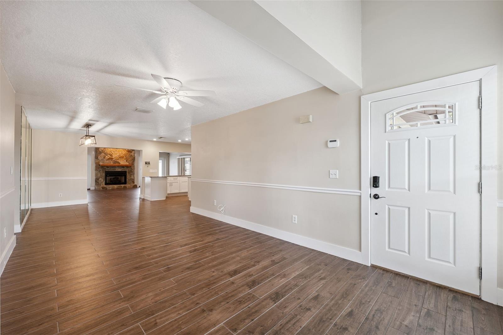 8306 N GOMEZ AVE, TAMPA, FL, 33614