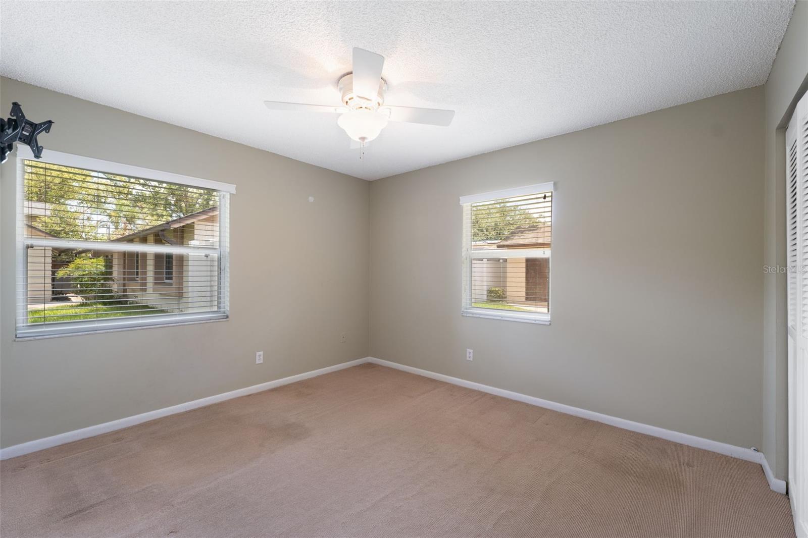 8306 N GOMEZ AVE, TAMPA, FL, 33614