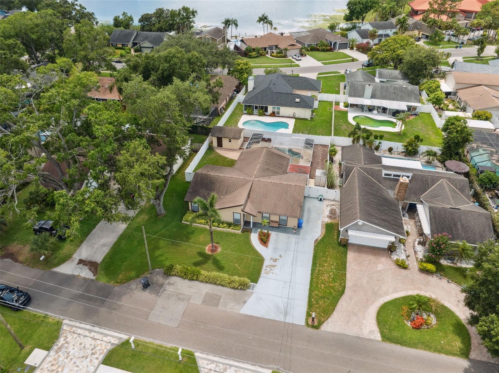 8306 N GOMEZ AVE, TAMPA, FL, 33614