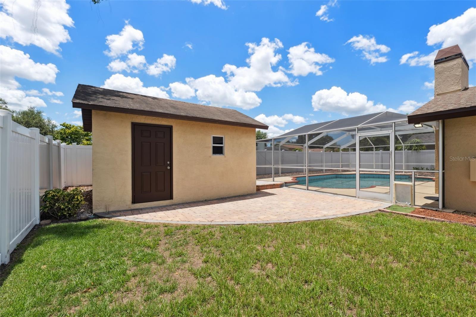 8306 N GOMEZ AVE, TAMPA, FL, 33614