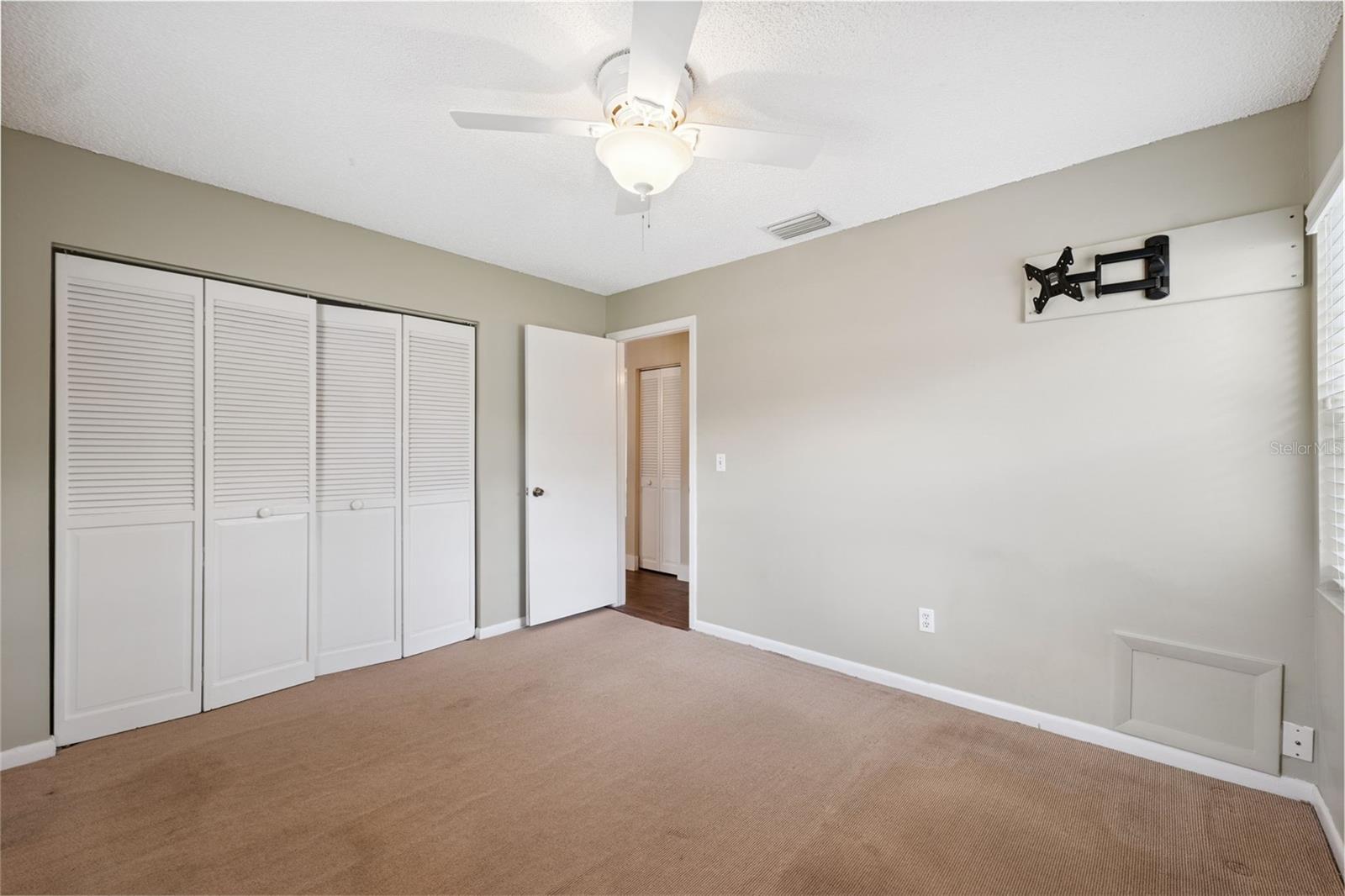 8306 N GOMEZ AVE, TAMPA, FL, 33614