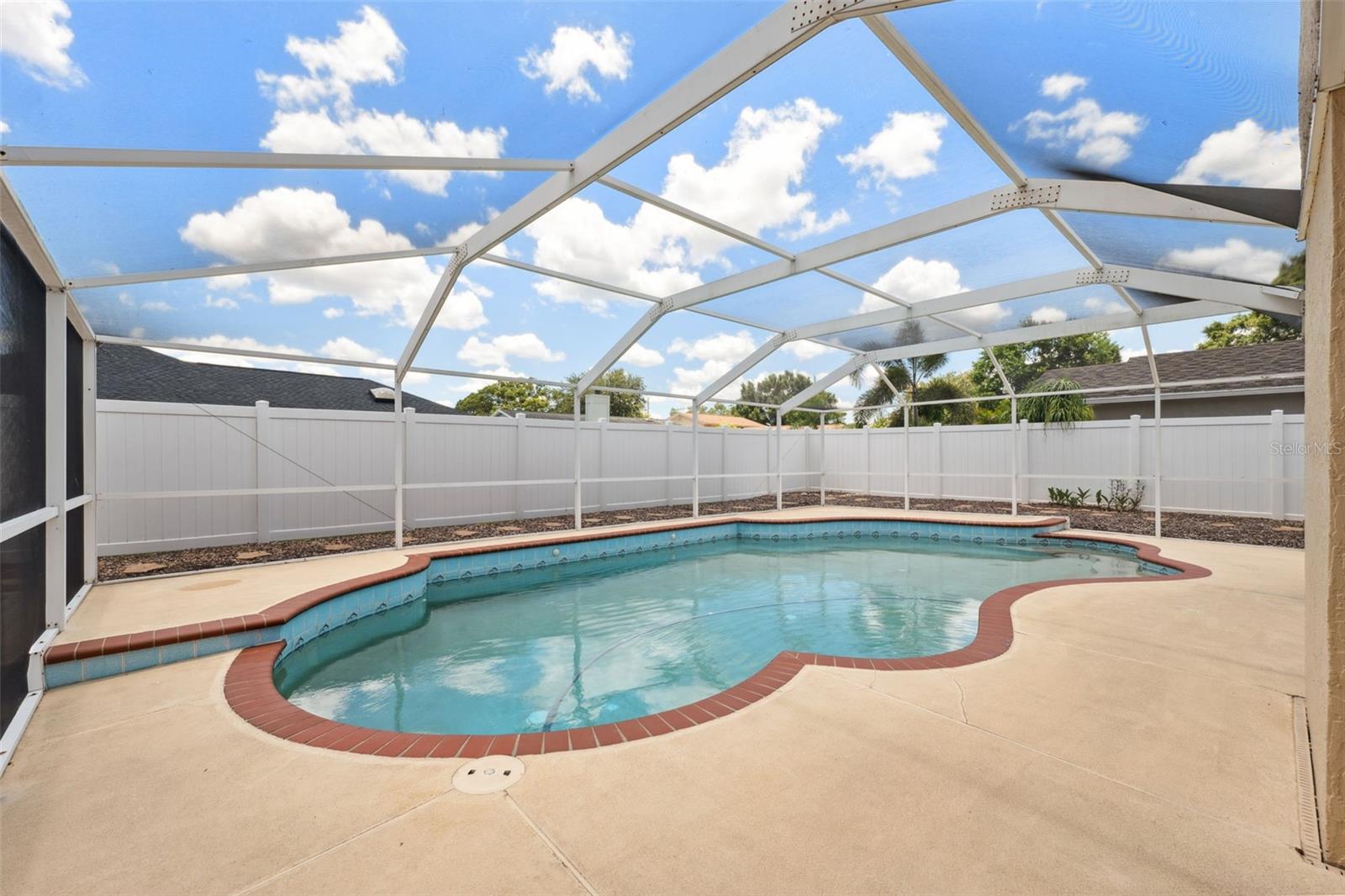 8306 N GOMEZ AVE, TAMPA, FL, 33614