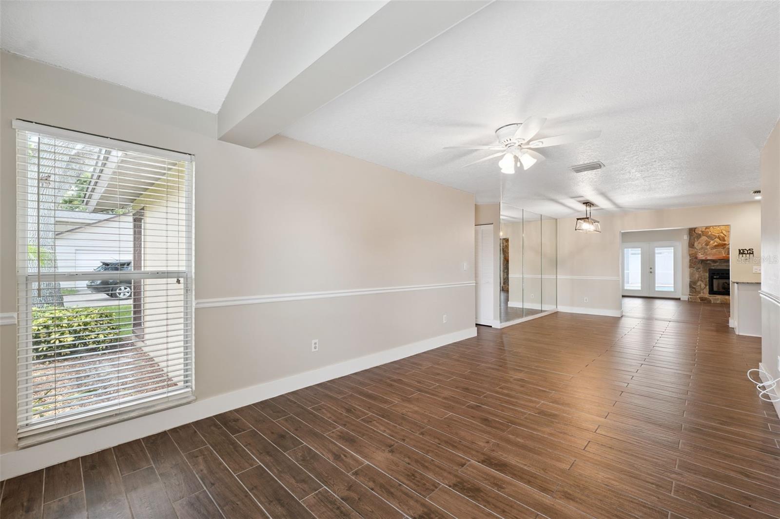 8306 N GOMEZ AVE, TAMPA, FL, 33614