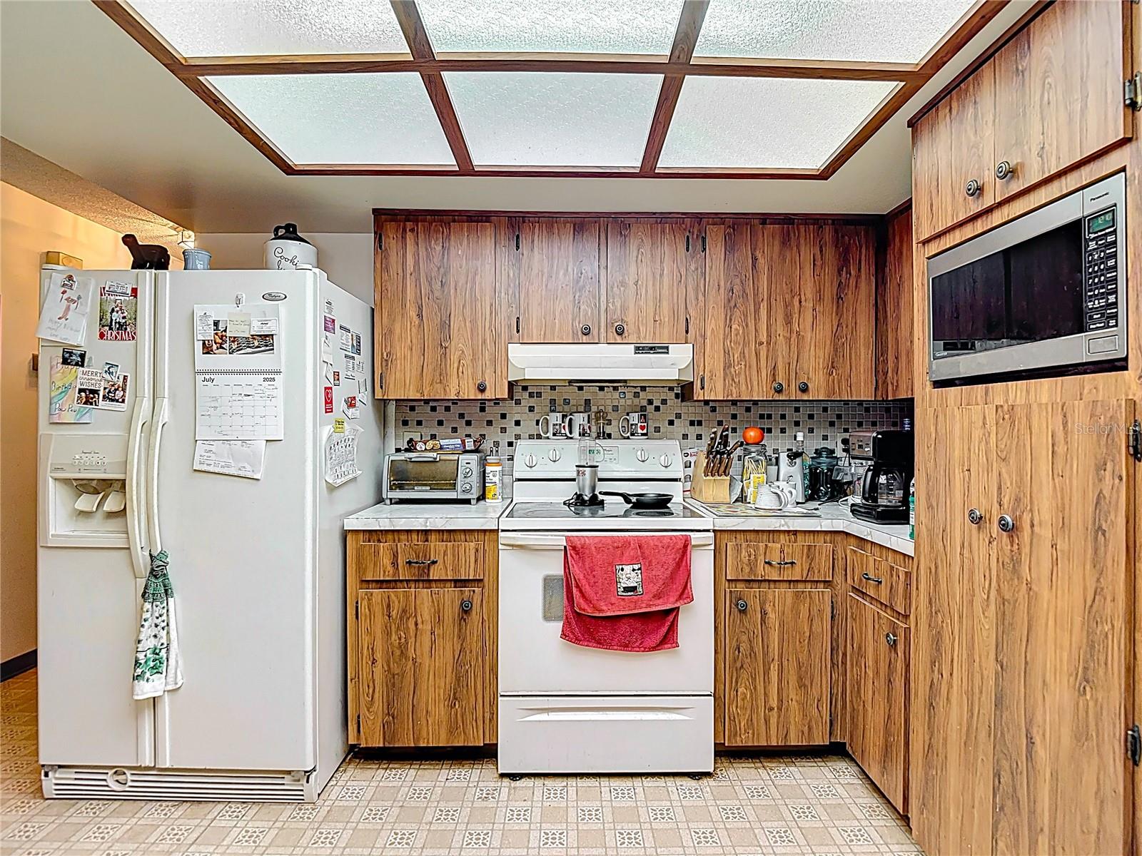 950 WAVERLY ST, OLDSMAR, FL, 34677