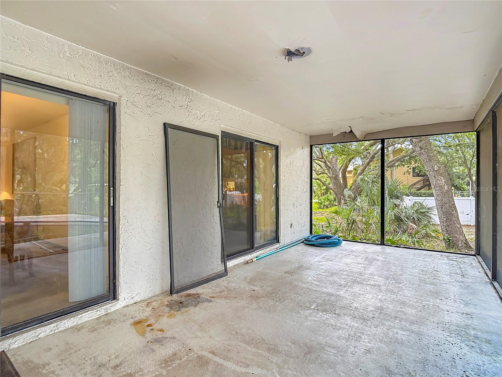 950 WAVERLY ST, OLDSMAR, FL, 34677