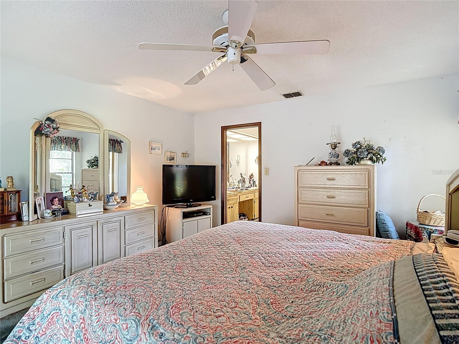 950 WAVERLY ST, OLDSMAR, FL, 34677