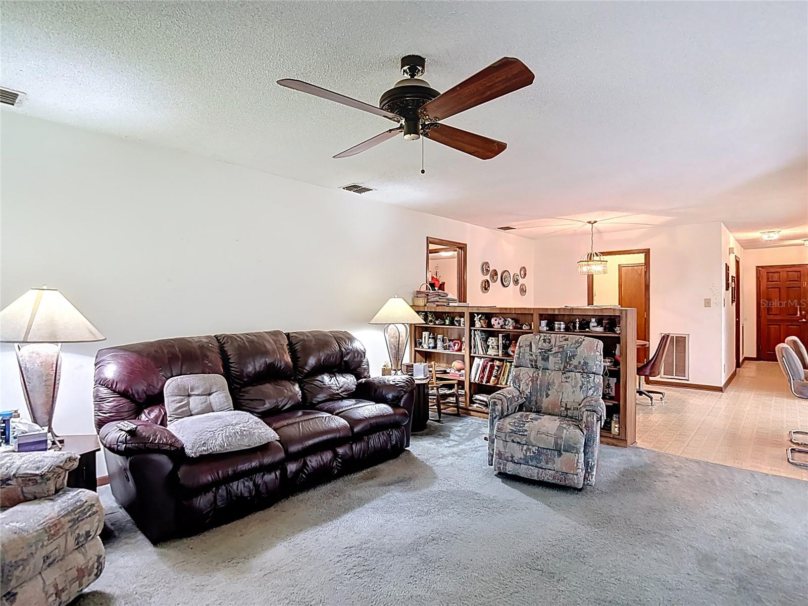 950 WAVERLY ST, OLDSMAR, FL, 34677