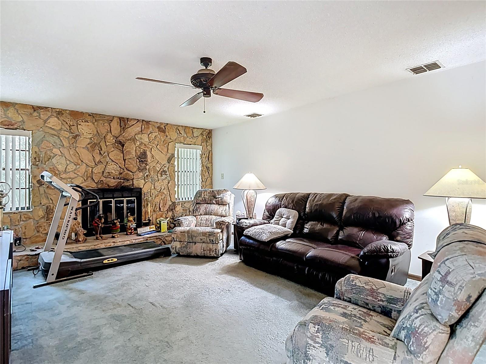 950 WAVERLY ST, OLDSMAR, FL, 34677