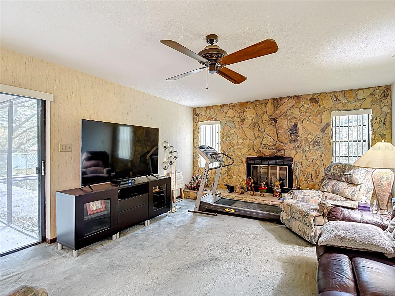 950 WAVERLY ST, OLDSMAR, FL, 34677