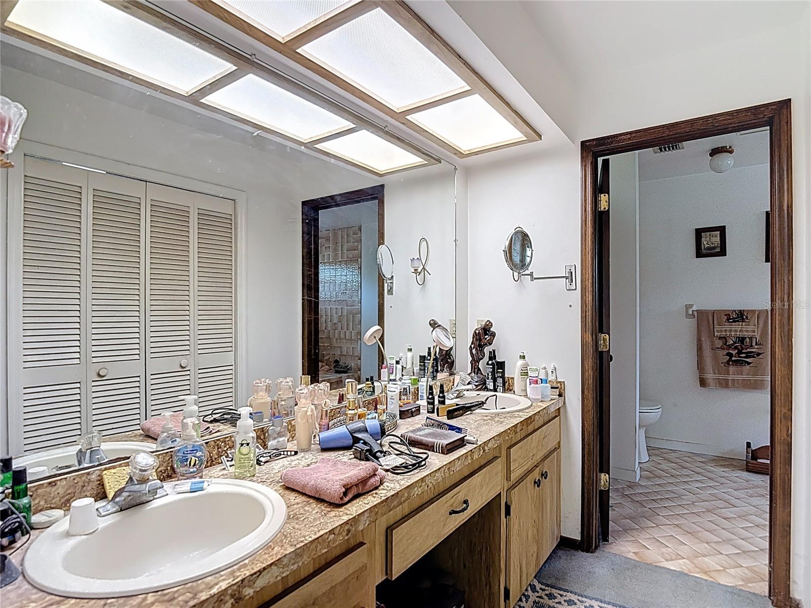 950 WAVERLY ST, OLDSMAR, FL, 34677