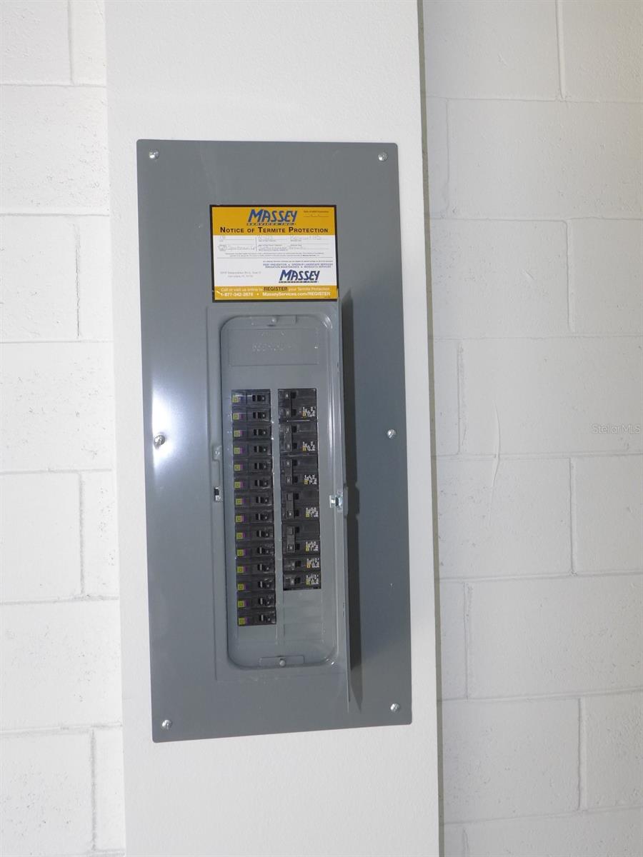 8639 SPORTSMAN LOOP, GROVELAND, FL, 34736