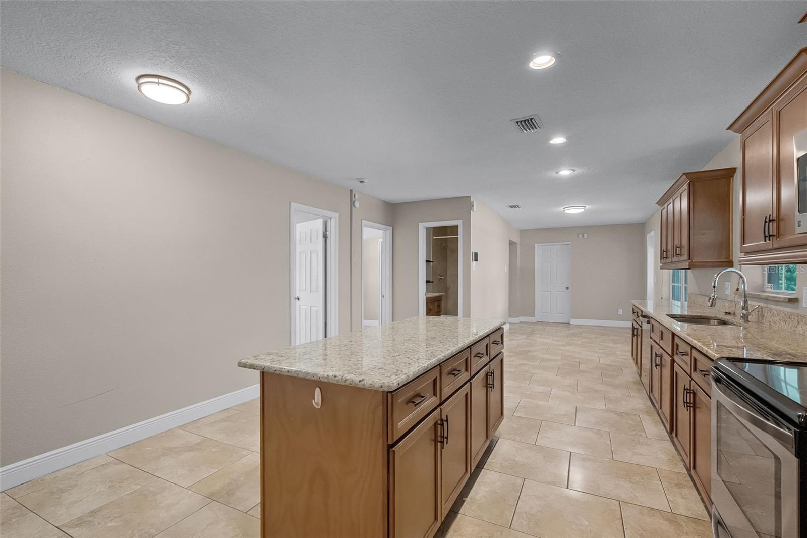 1005 MARABON AVE, ORLANDO, FL, 32806