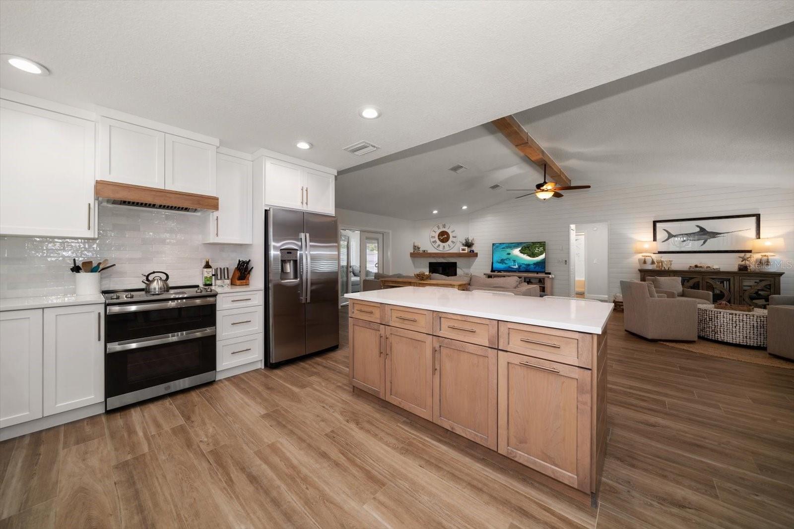 11763 SAREE CT, LARGO, FL, 33778