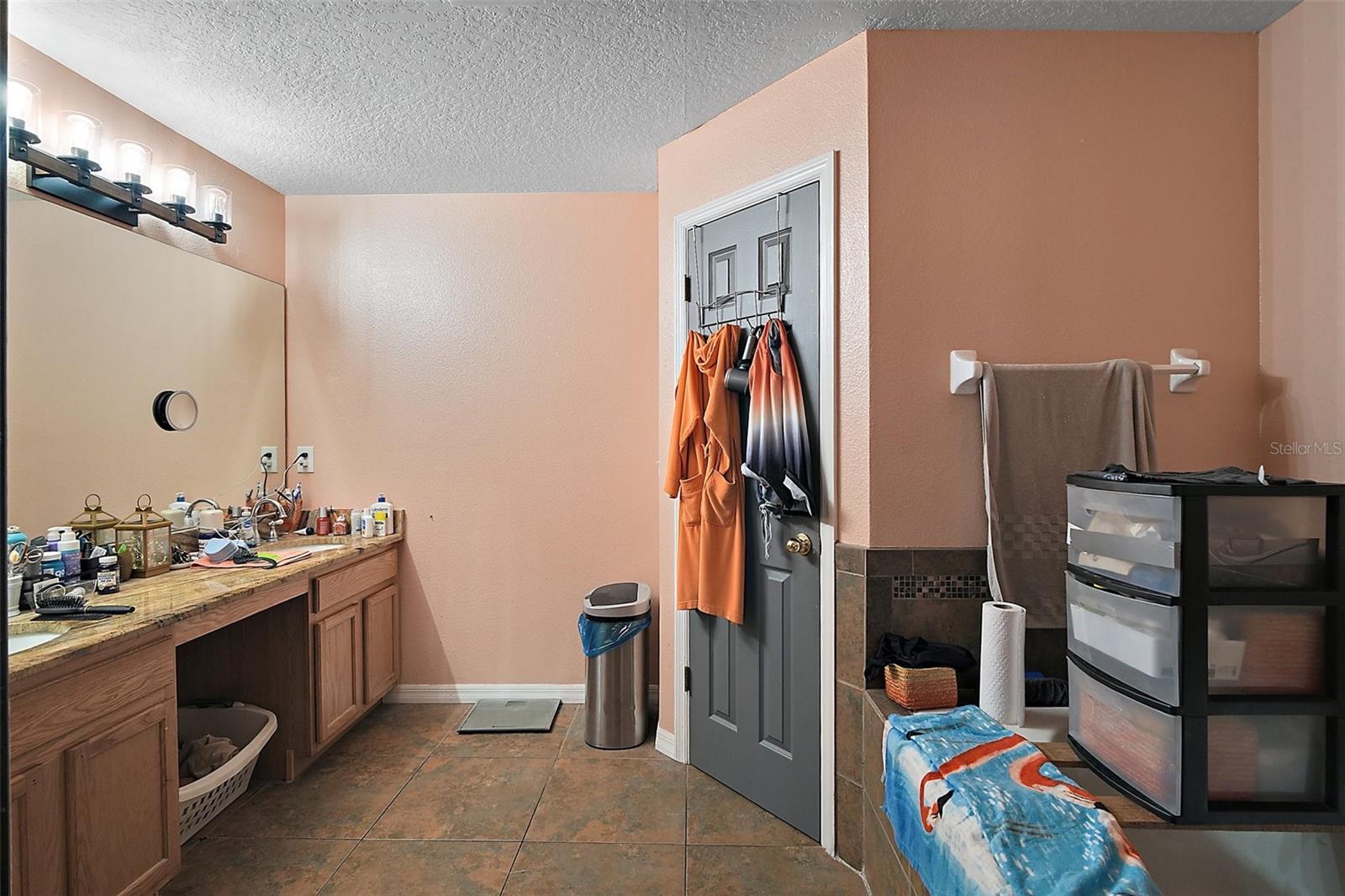 6001 PINE BLUFF LN, MASCOTTE, FL, 34753