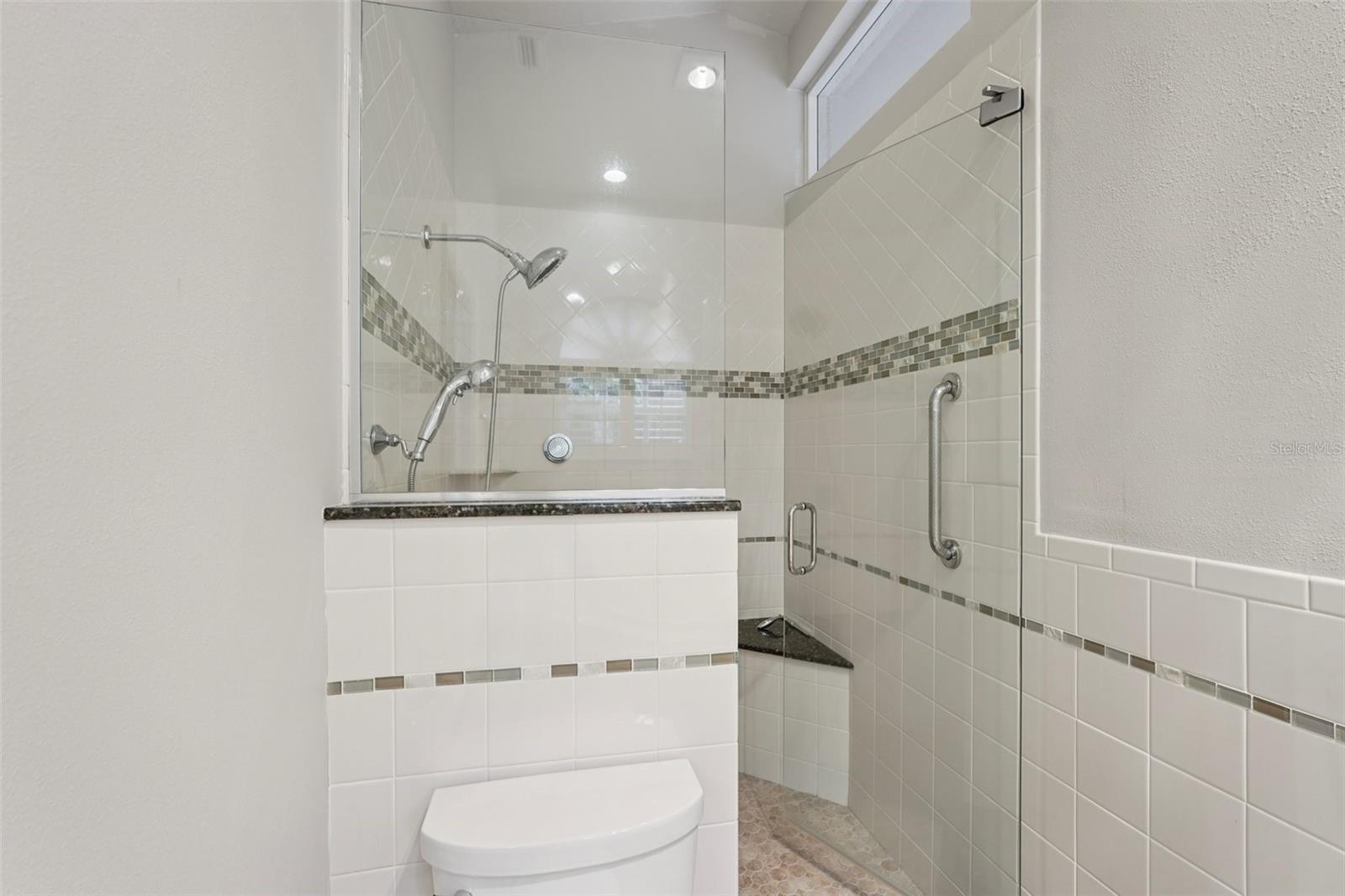 TB8401720 Property Photo
