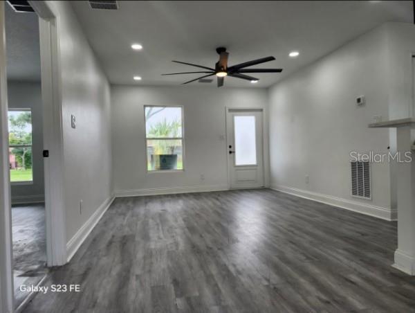 8524 FISH LAKE RD, TAMPA, FL, 33619