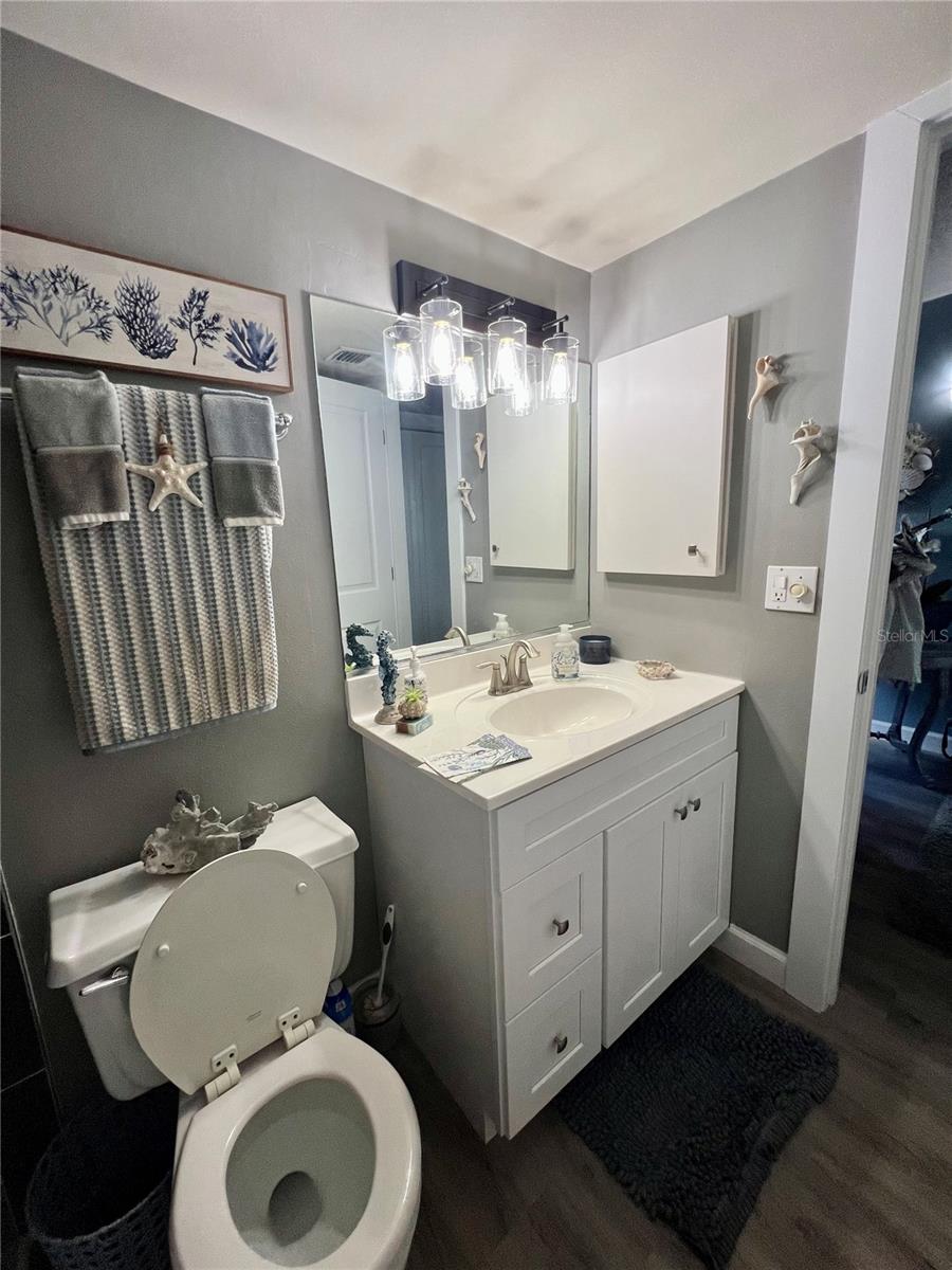 845 BENJAMIN FRANKLIN DR #102, SARASOTA, FL, 34236