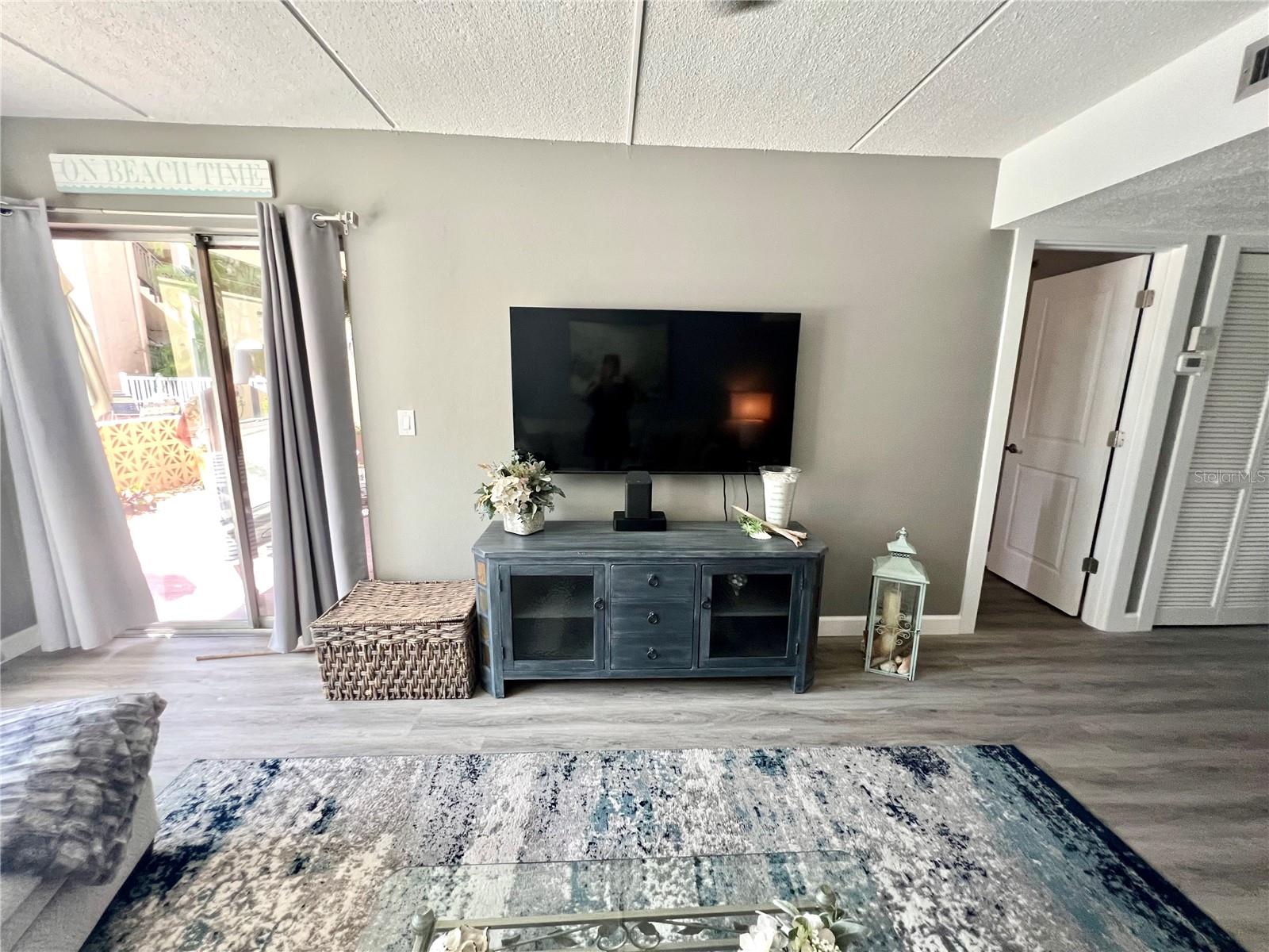 845 BENJAMIN FRANKLIN DR #102, SARASOTA, FL, 34236