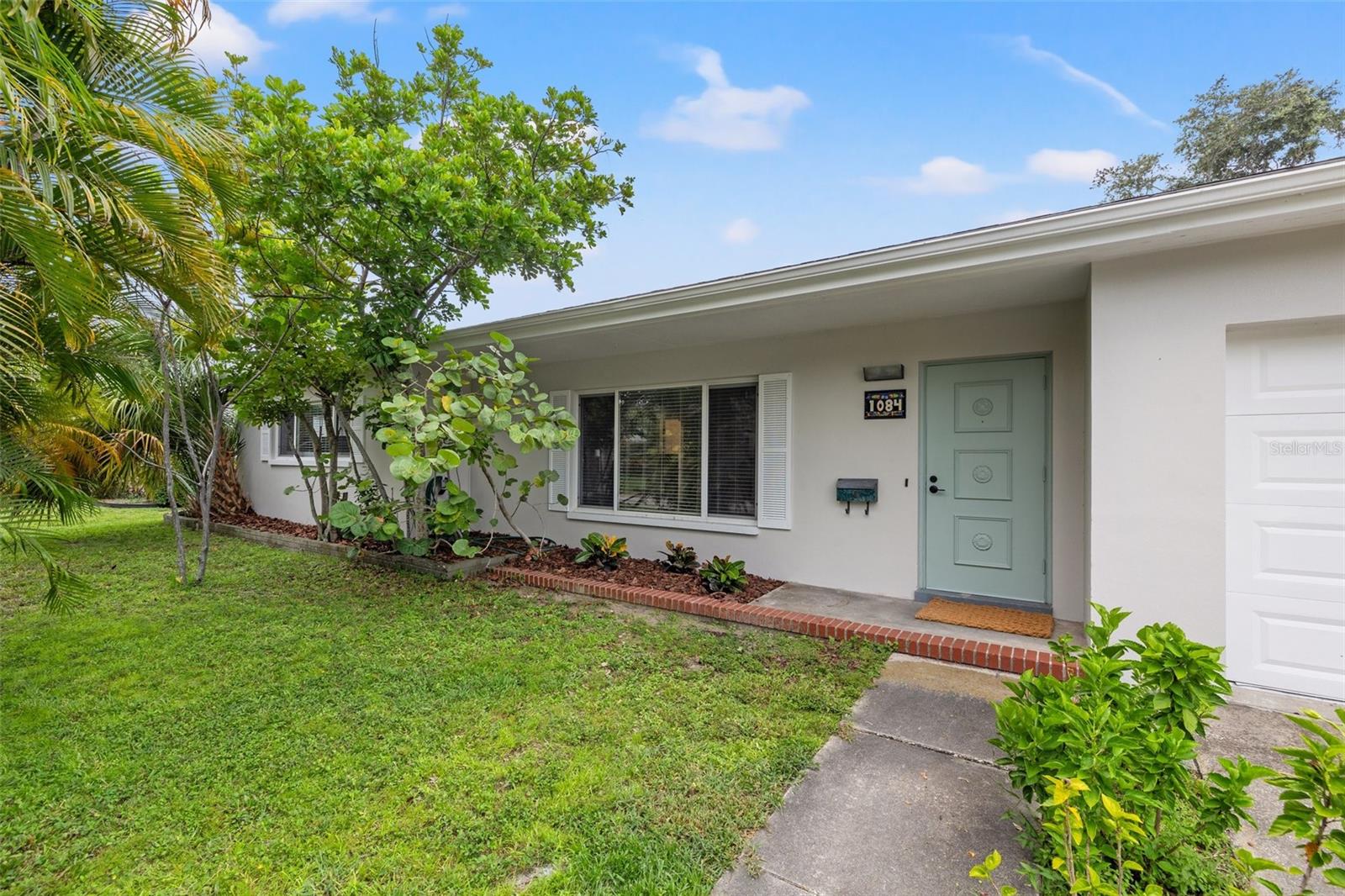 1084 39TH AVE NE, ST PETERSBURG, FL, 33703